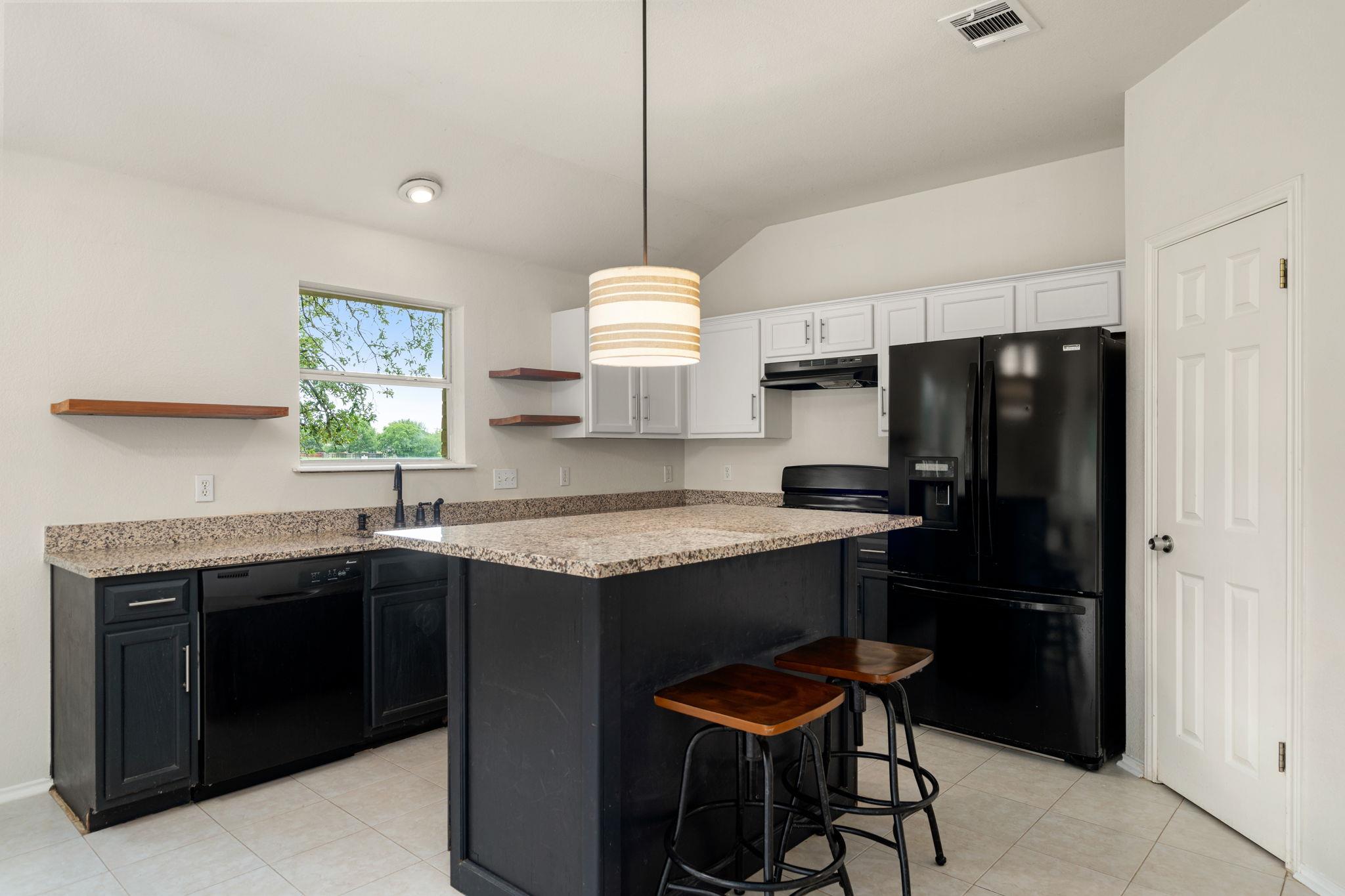 2704 Winding Brook Dr, Austin, TX 78748