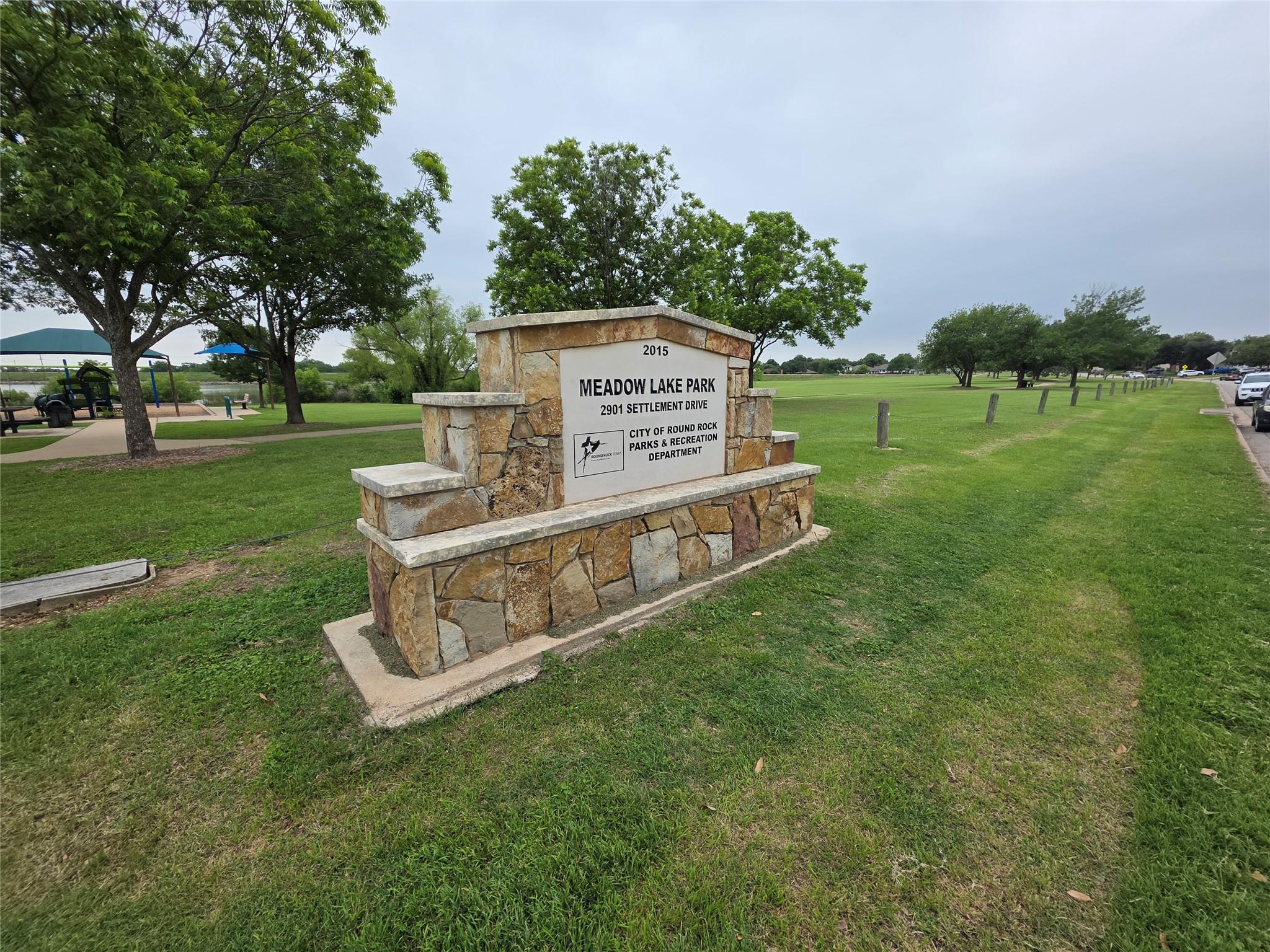 1353 Lakeside Loop, Round Rock, TX 78665