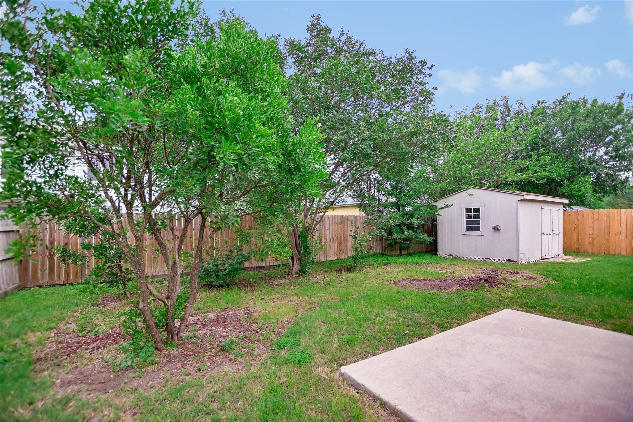 1353 Lakeside Loop, Round Rock, TX 78665