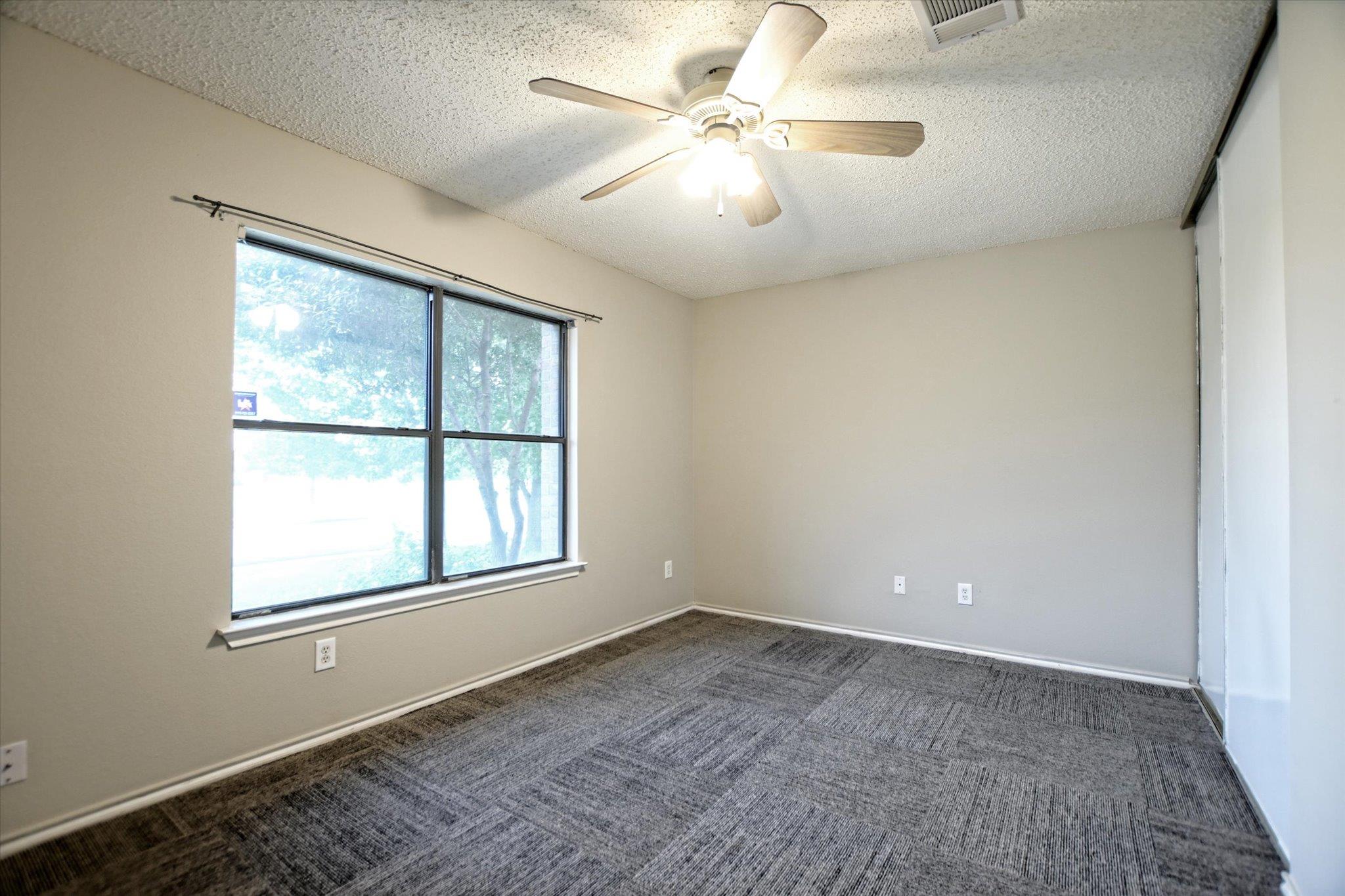 1353 Lakeside Loop, Round Rock, TX 78665