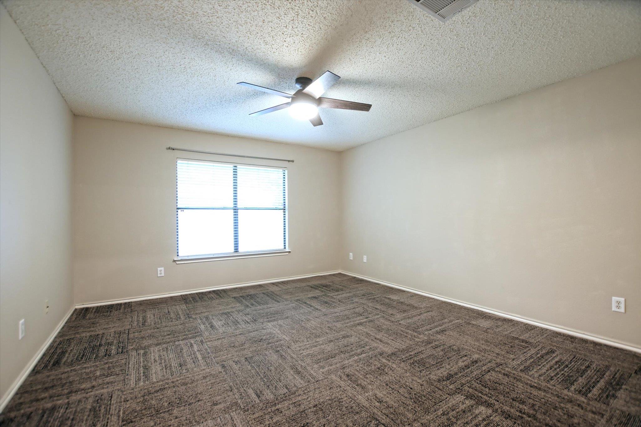 1353 Lakeside Loop, Round Rock, TX 78665