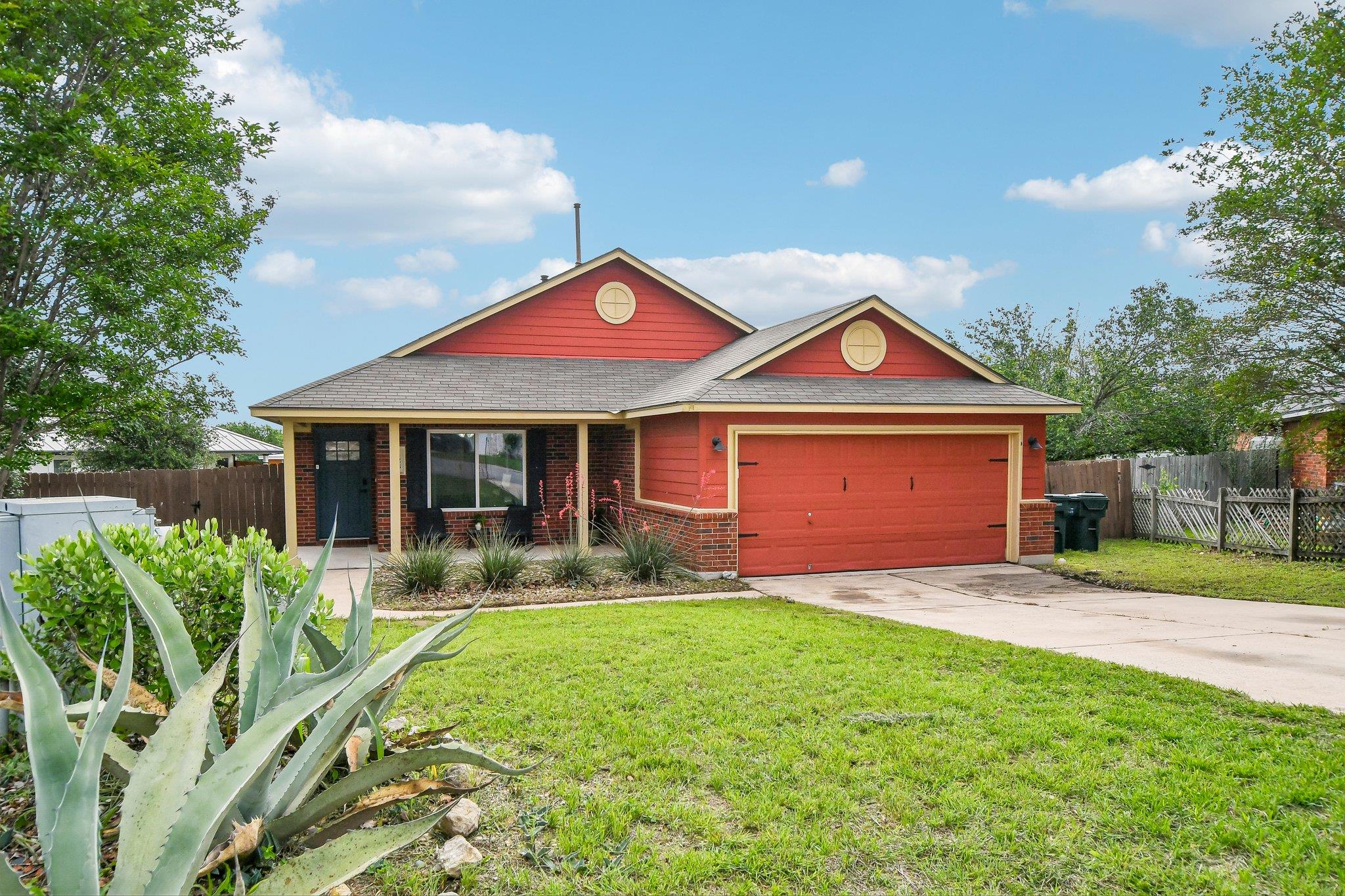 125 Mason Reed Cv, Kyle, TX 78640