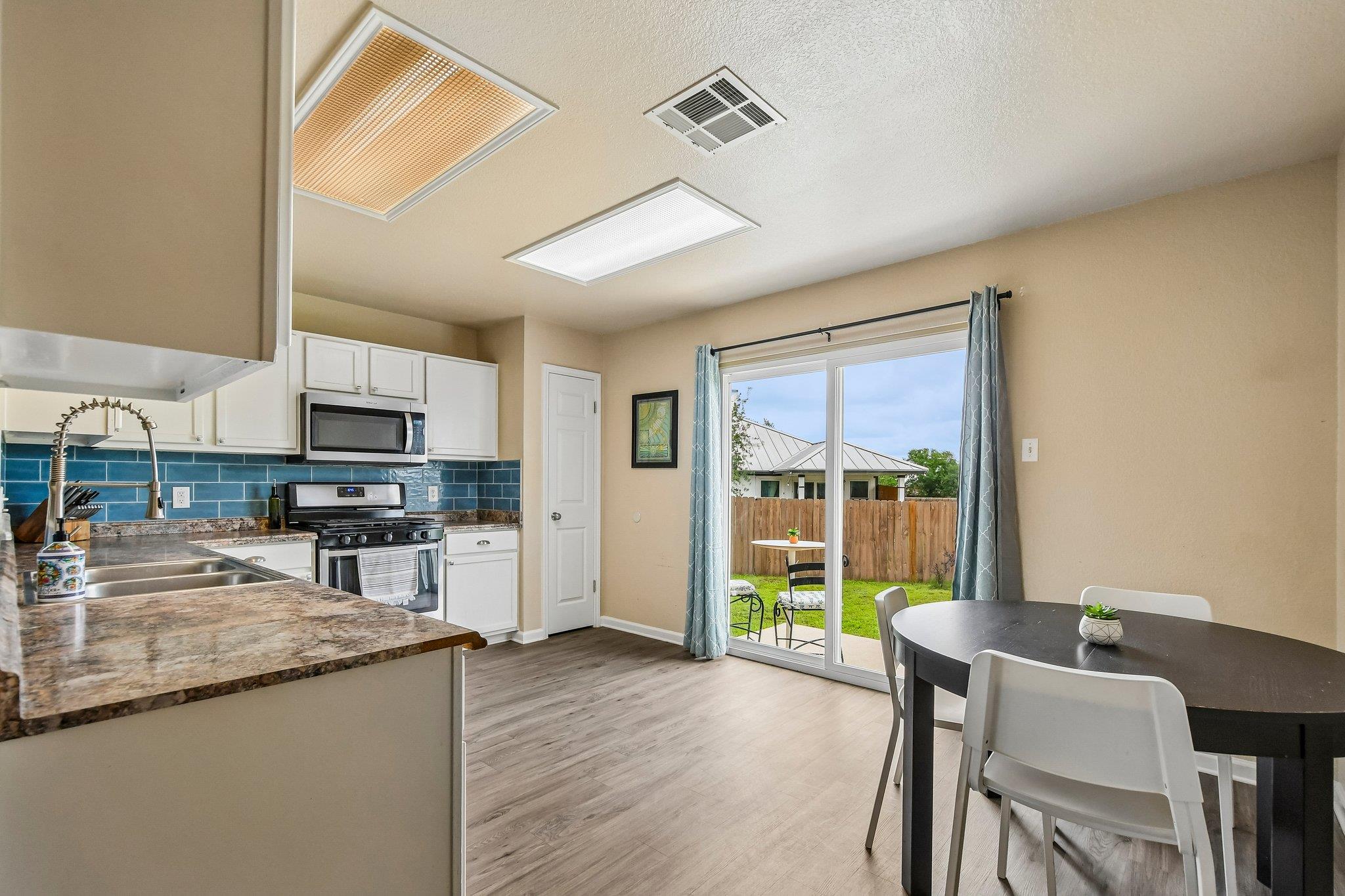 125 Mason Reed Cv, Kyle, TX 78640