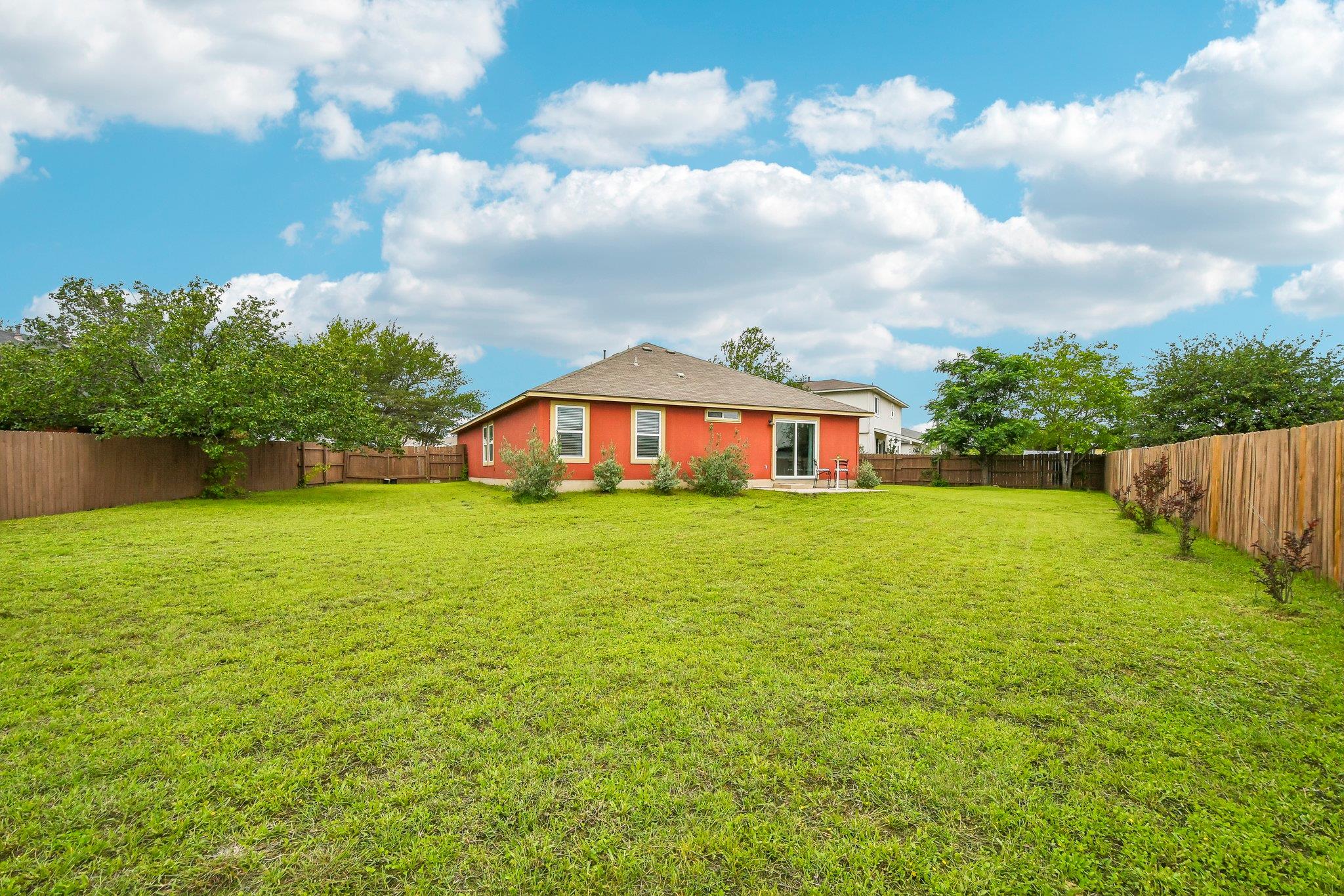 125 Mason Reed Cv, Kyle, TX 78640