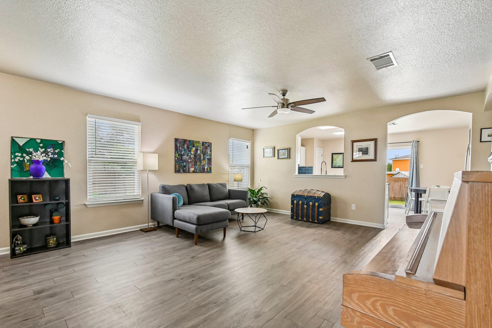 125 Mason Reed Cv, Kyle, TX 78640