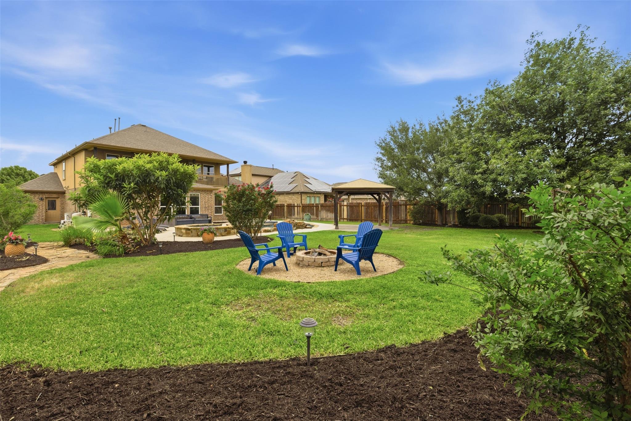 1126 Enclave Way, Hutto, TX 78634
