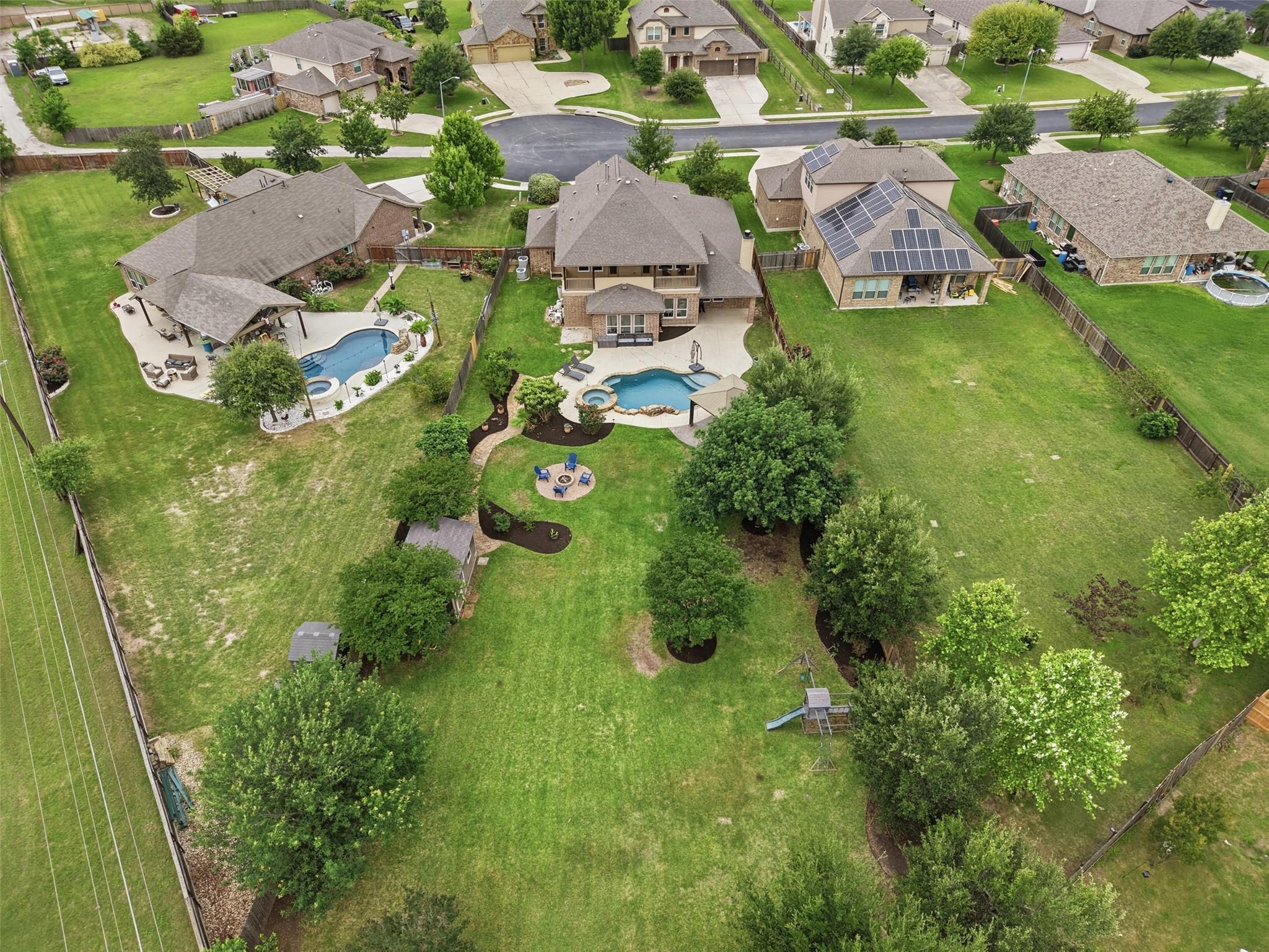 1126 Enclave Way, Hutto, TX 78634