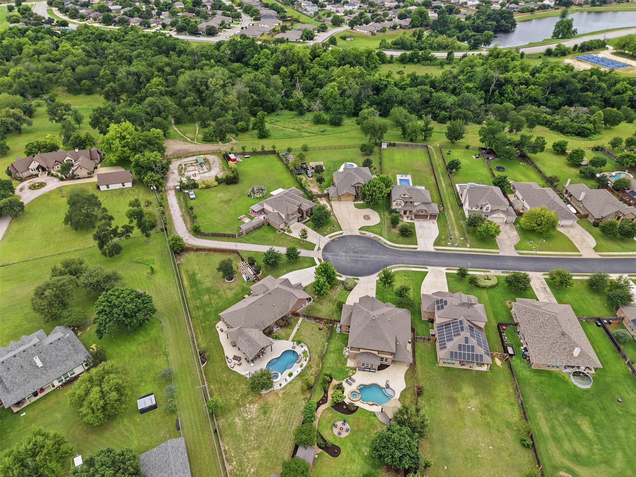 1126 Enclave Way, Hutto, TX 78634