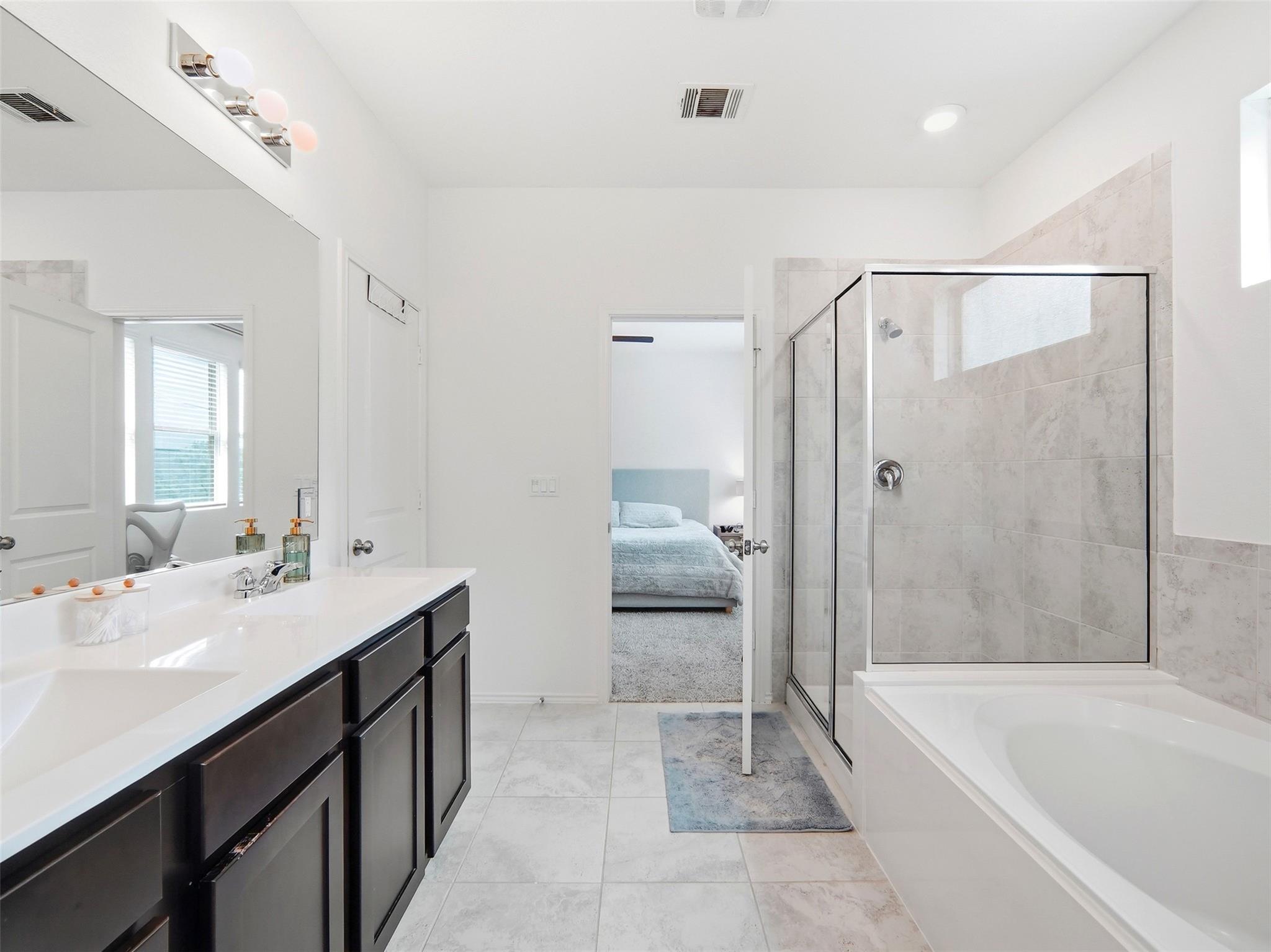 10215 Buster Dr, Austin, TX 78748