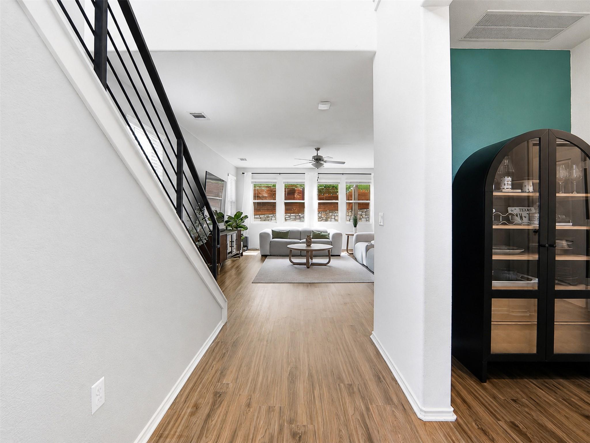 10215 Buster Dr, Austin, TX 78748