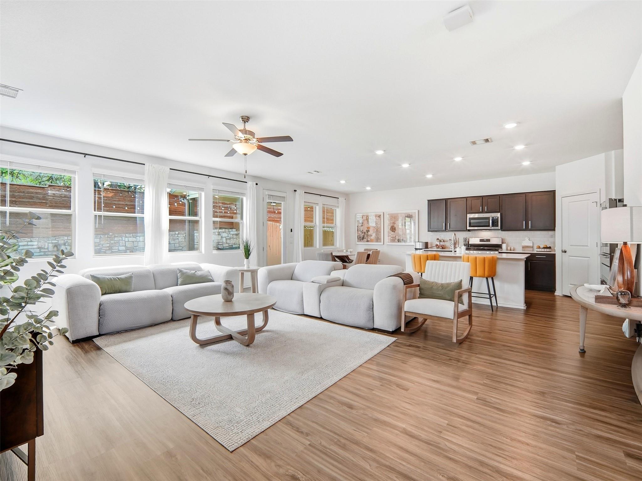 10215 Buster Dr, Austin, TX 78748