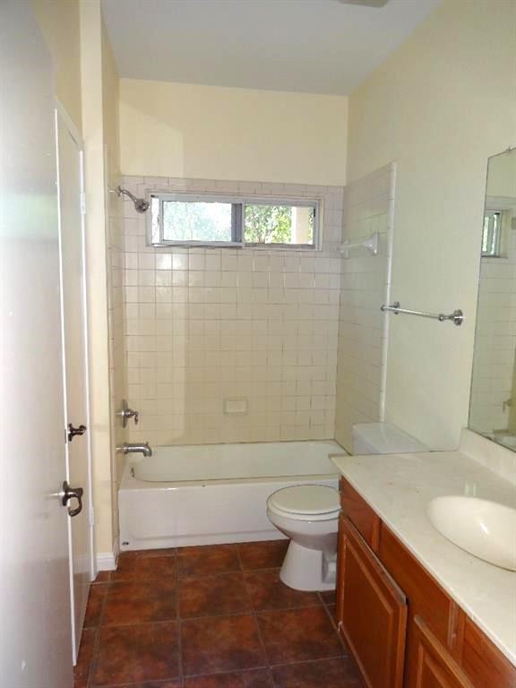 4704 Ledesma Rd # A & B, Austin, TX 78721
