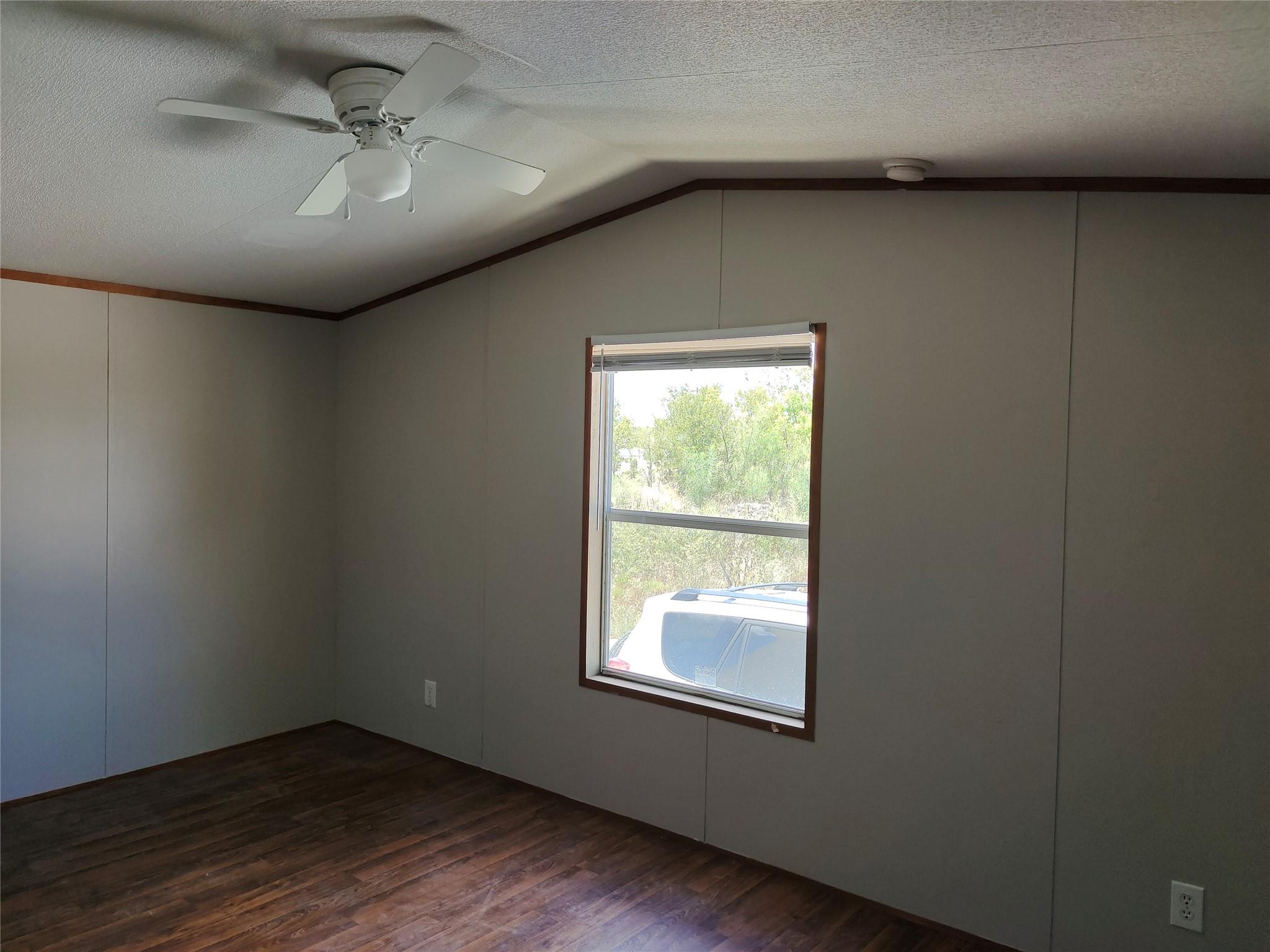 5644 Fm 535 Rd, Cedar Creek, TX 78612