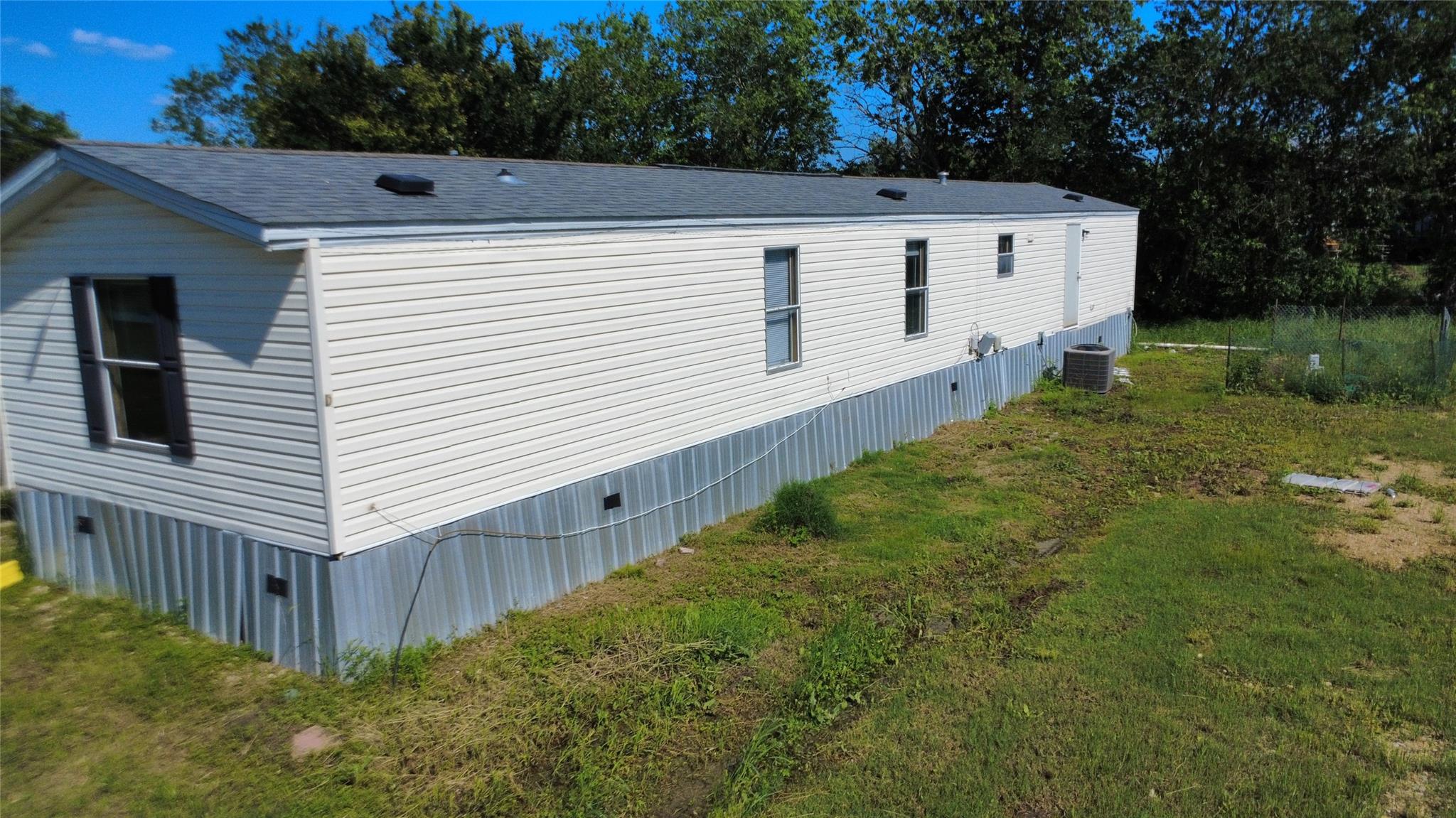 5644 Fm 535 Rd, Cedar Creek, TX 78612