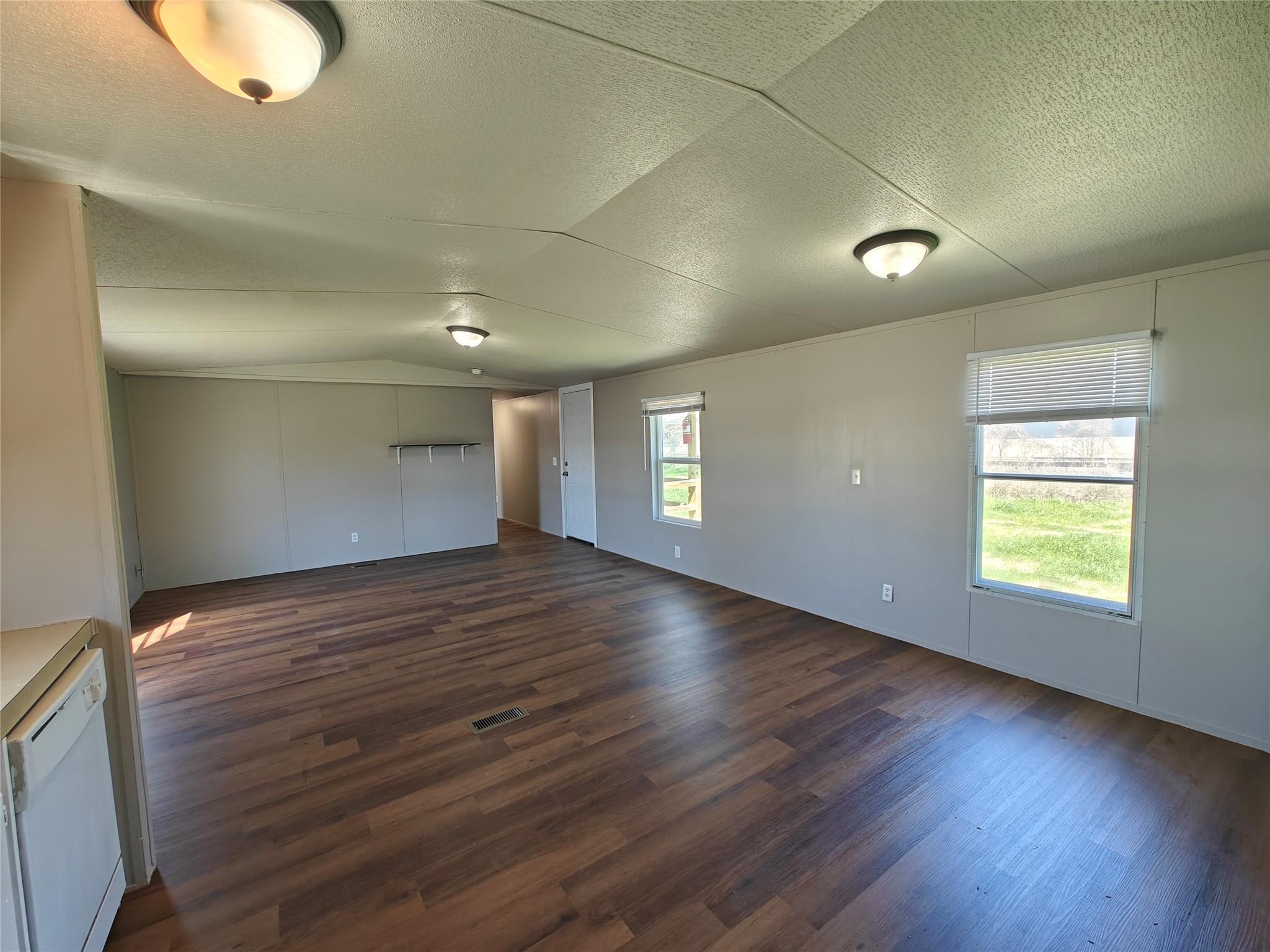 5644 Fm 535 Rd, Cedar Creek, TX 78612