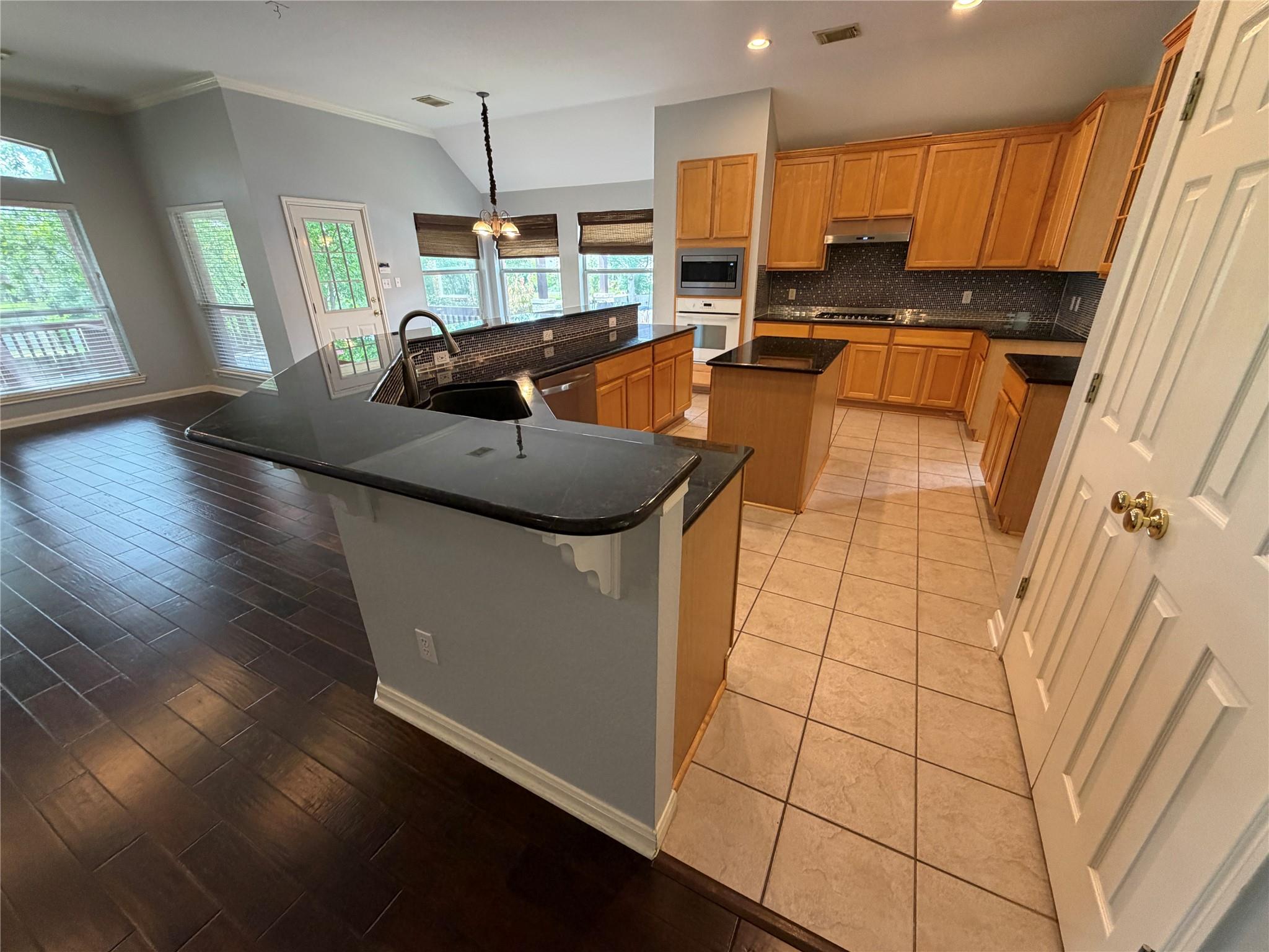 8413 Sea Ash Cir, Round Rock, TX 78681