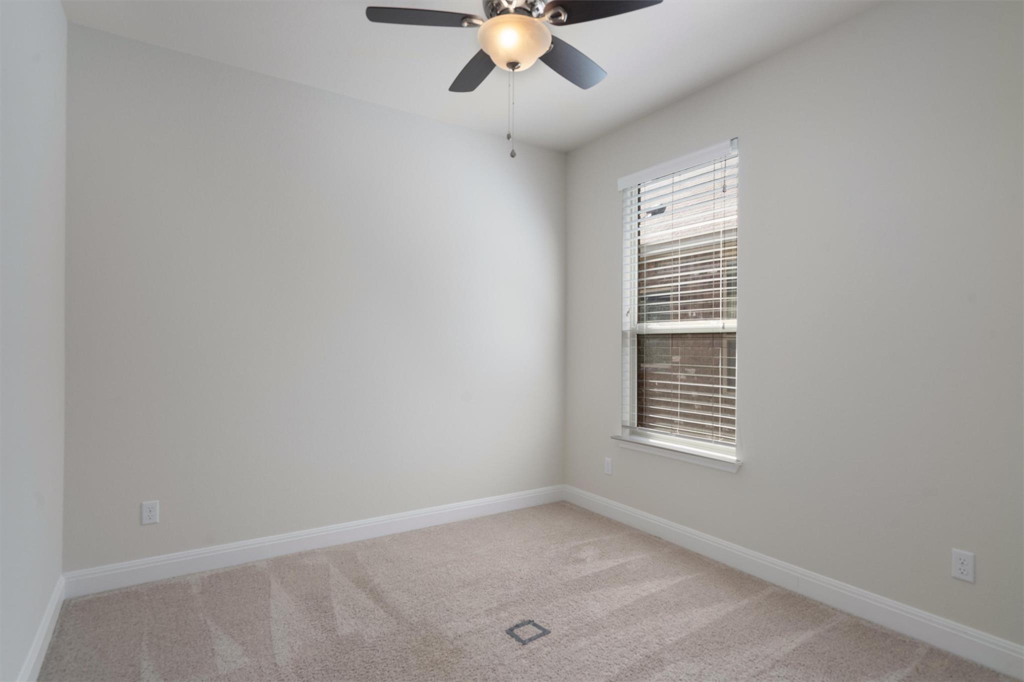 209 Methodius Dr, Hutto, TX 78634