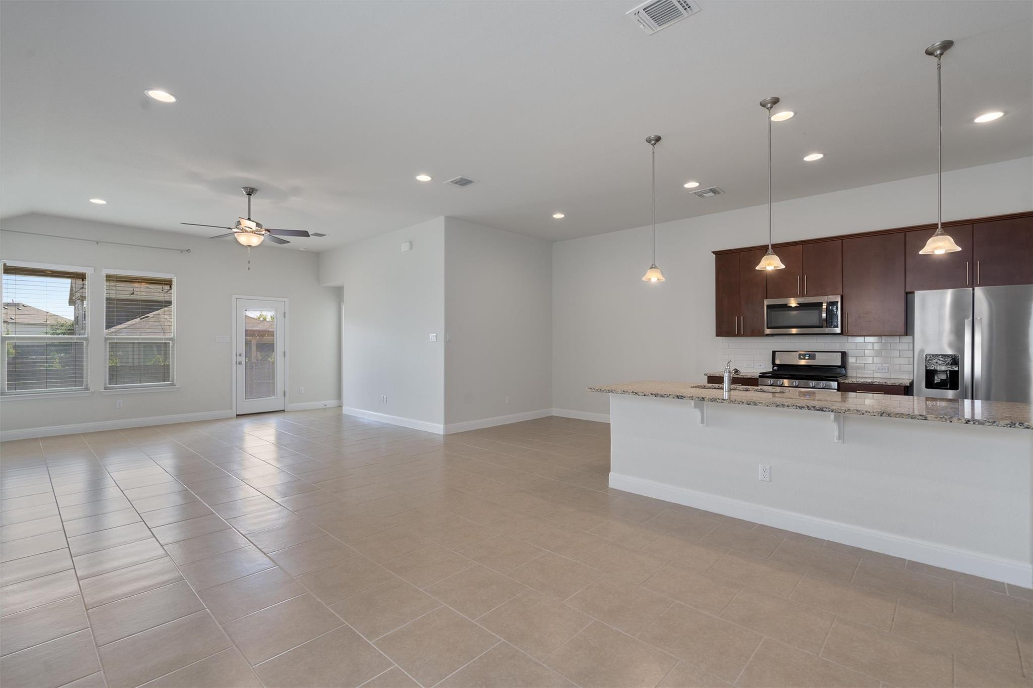 209 Methodius Dr, Hutto, TX 78634