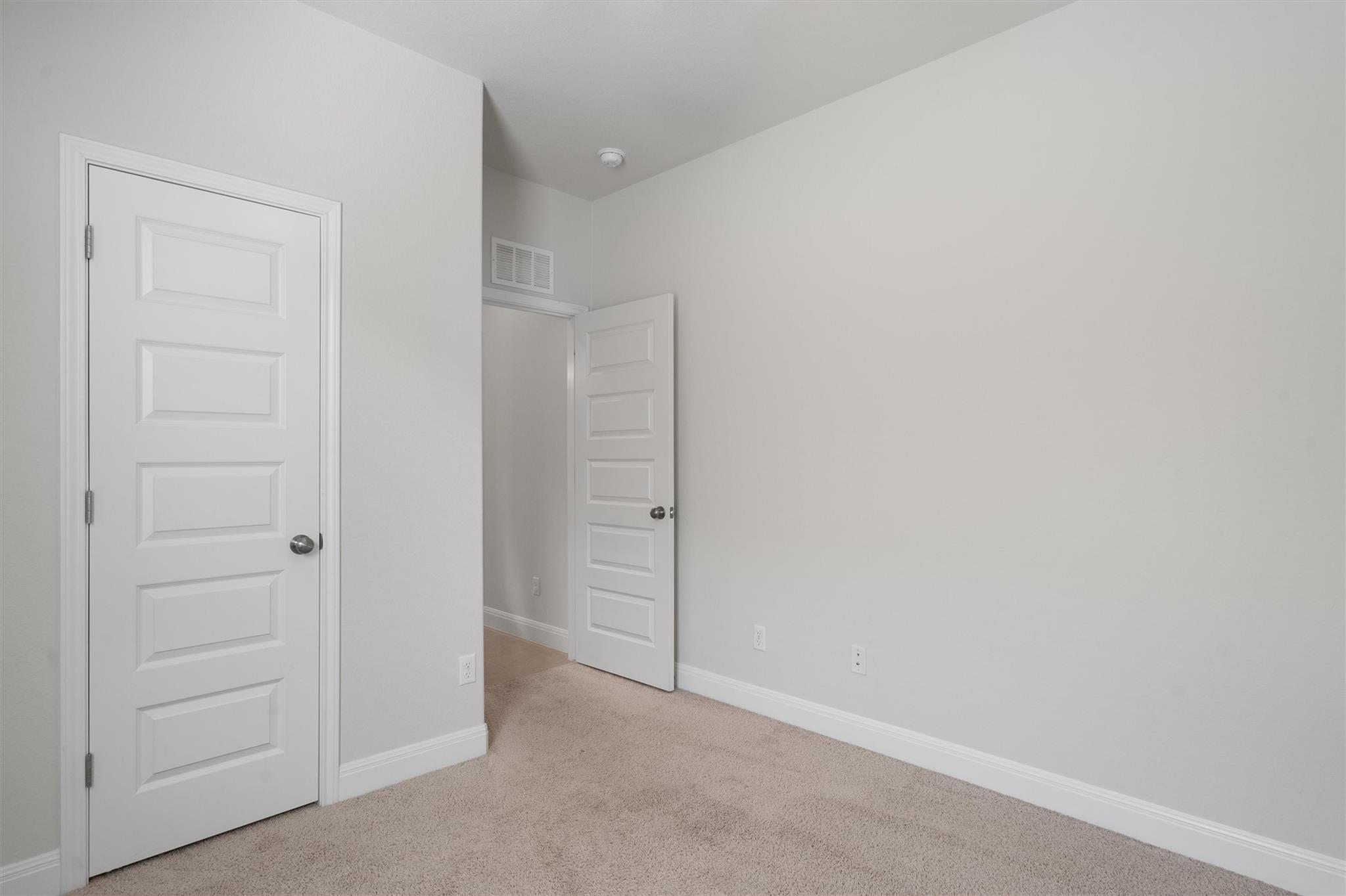 209 Methodius Dr, Hutto, TX 78634