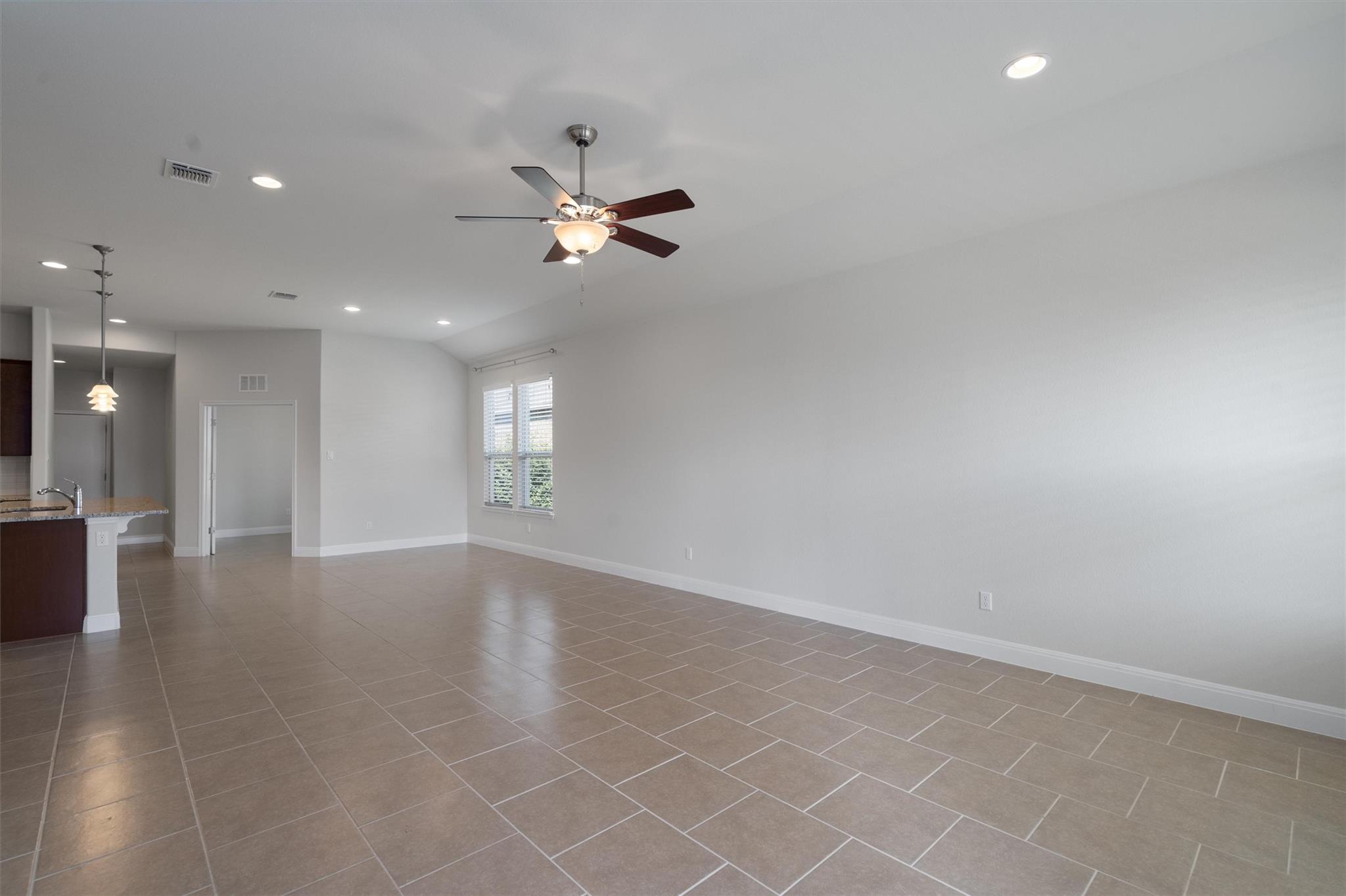 209 Methodius Dr, Hutto, TX 78634