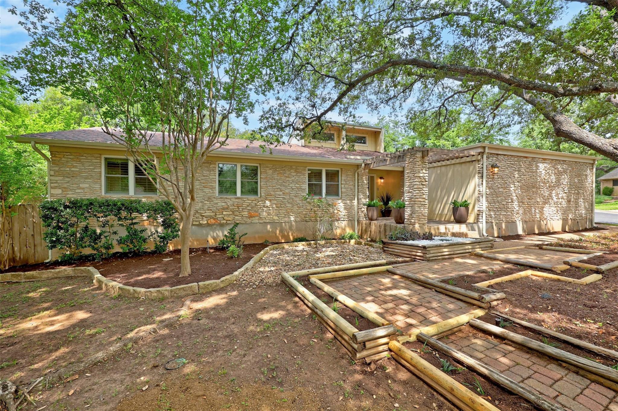6201 Quail Holw, Austin, TX 78750