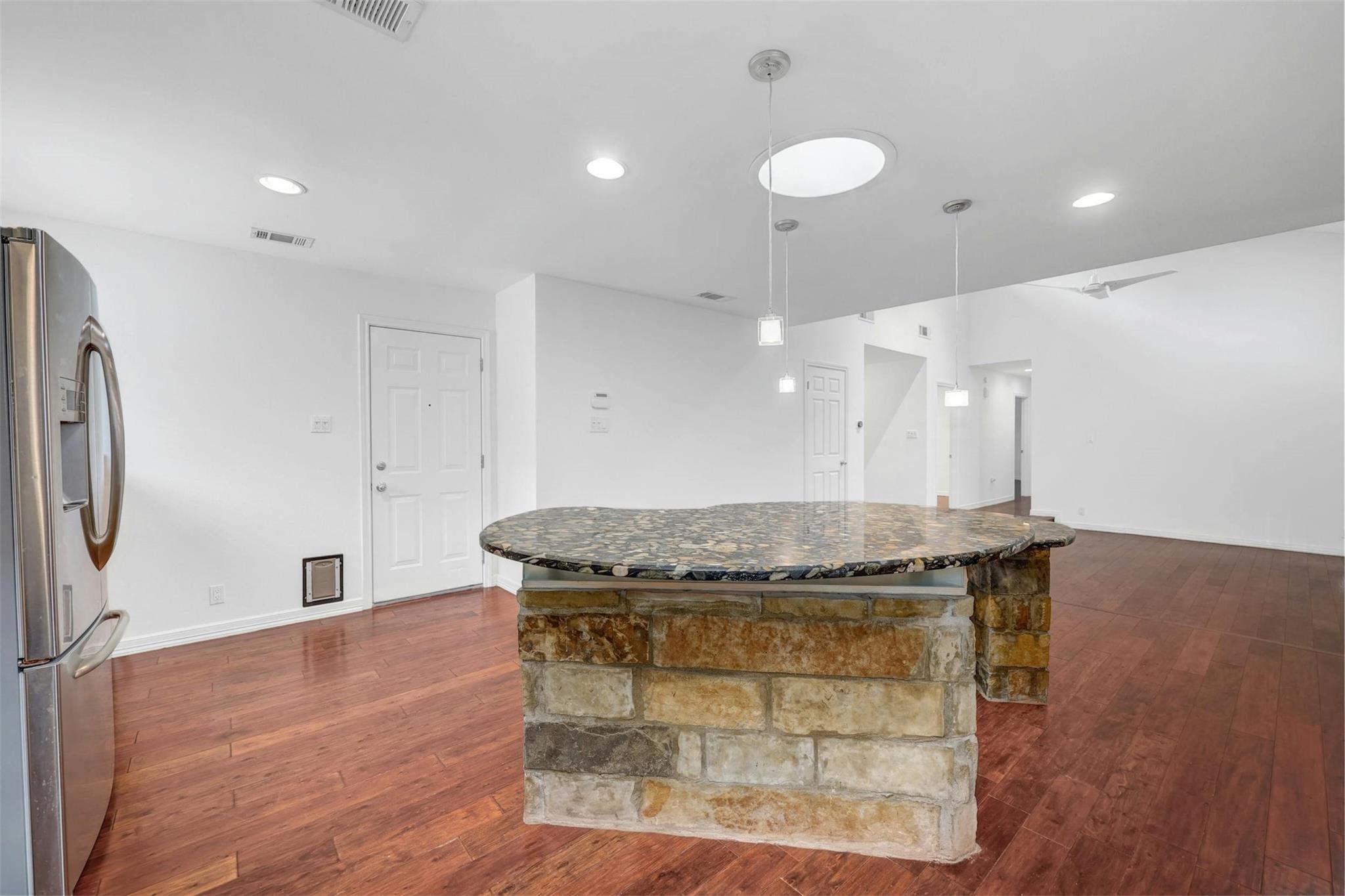 6201 Quail Holw, Austin, TX 78750