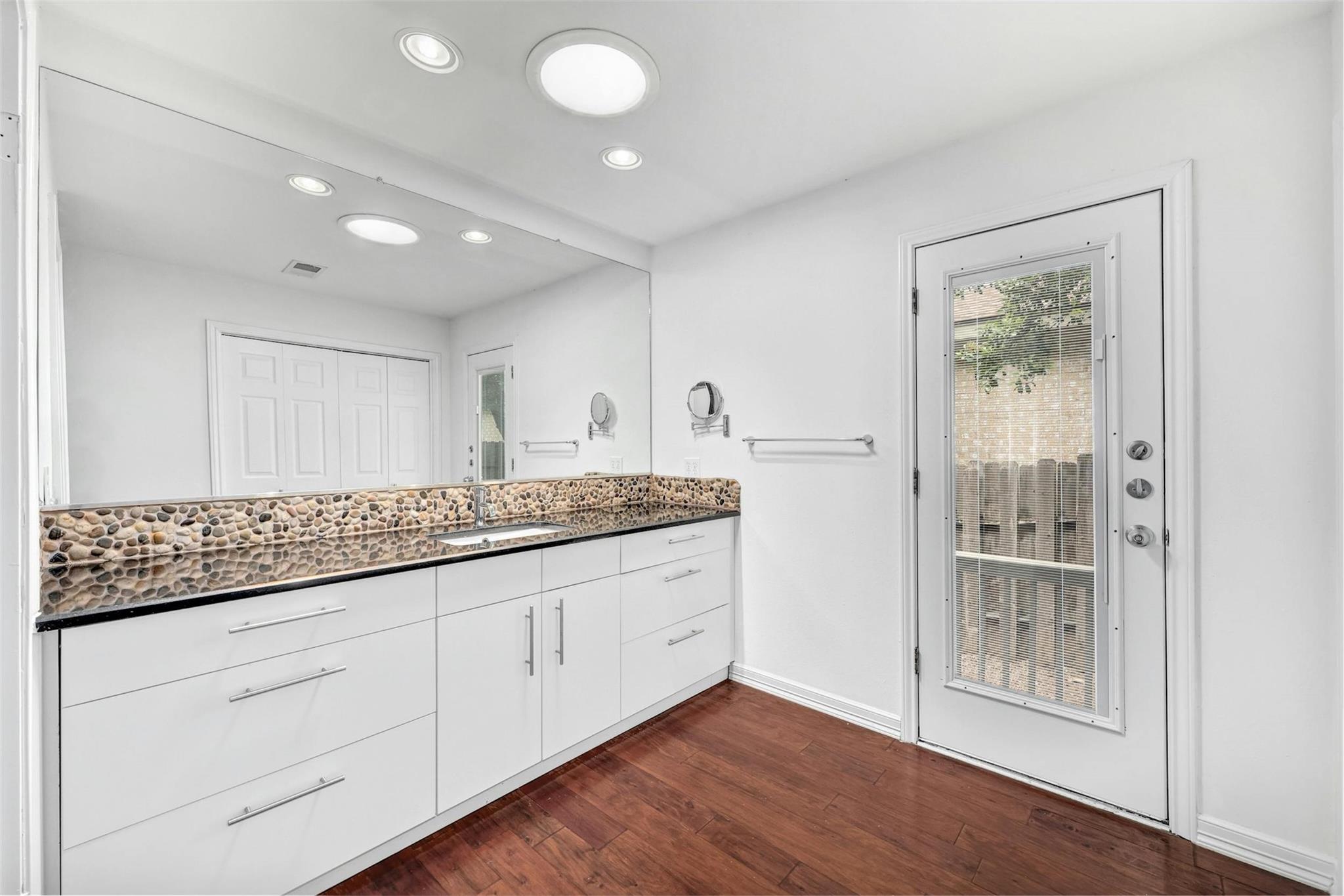 6201 Quail Holw, Austin, TX 78750