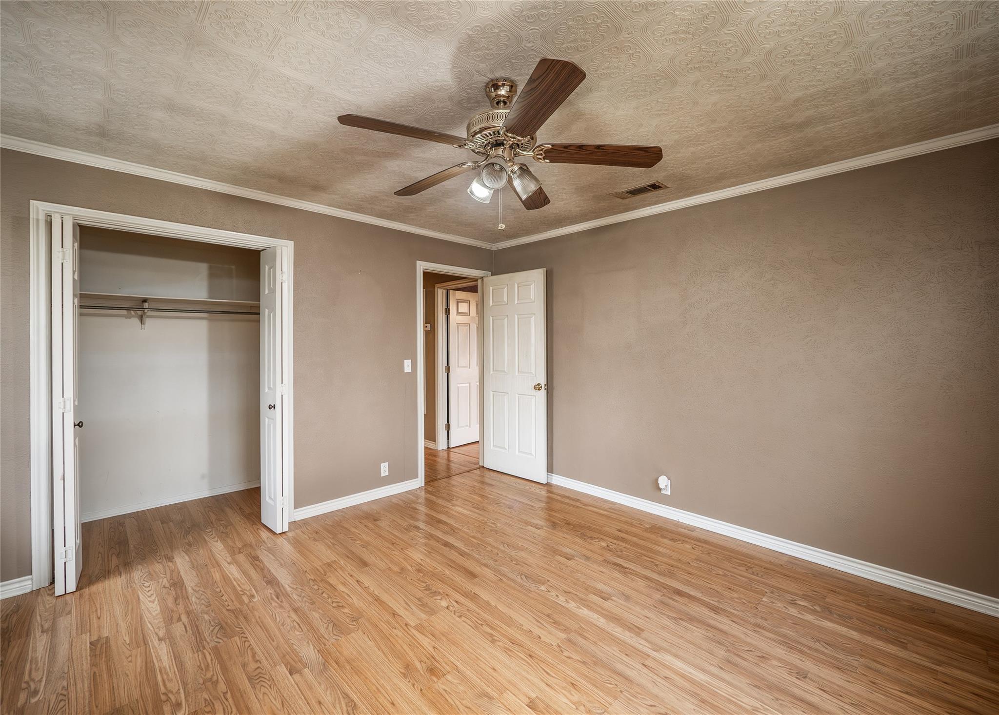 1350 County Road 414, Jonesboro, TX 76538