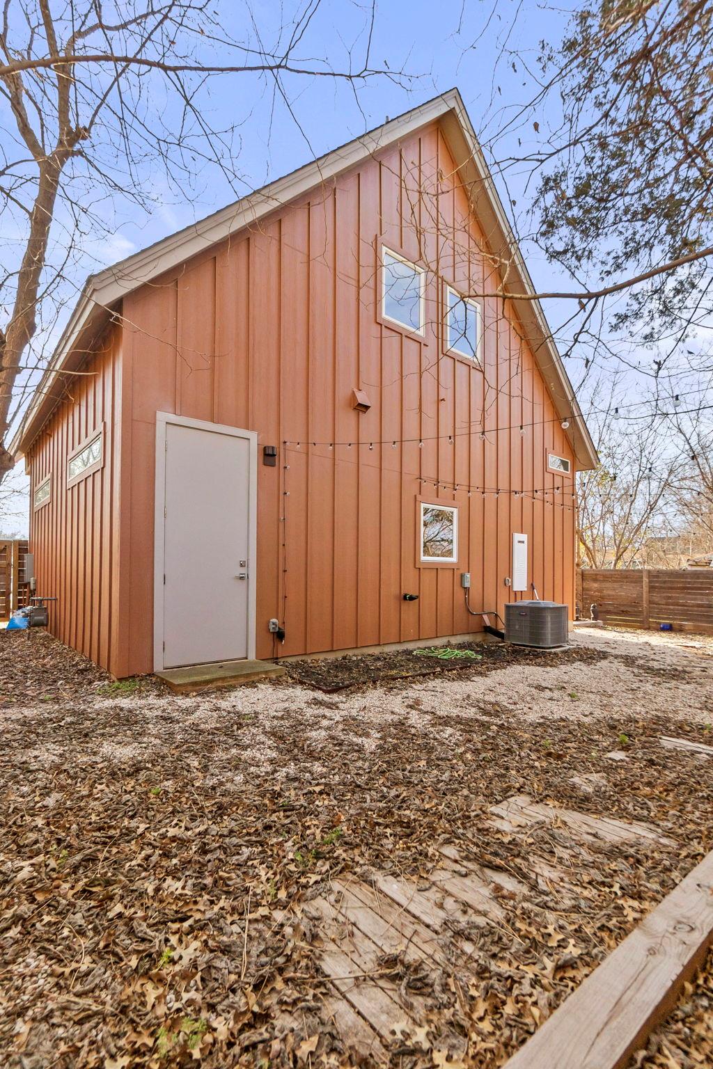 4706 Santa Anna St # 2, Austin, TX 78721