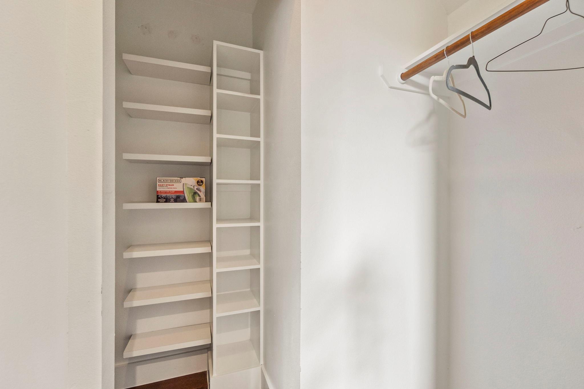 4706 Santa Anna St # 2, Austin, TX 78721