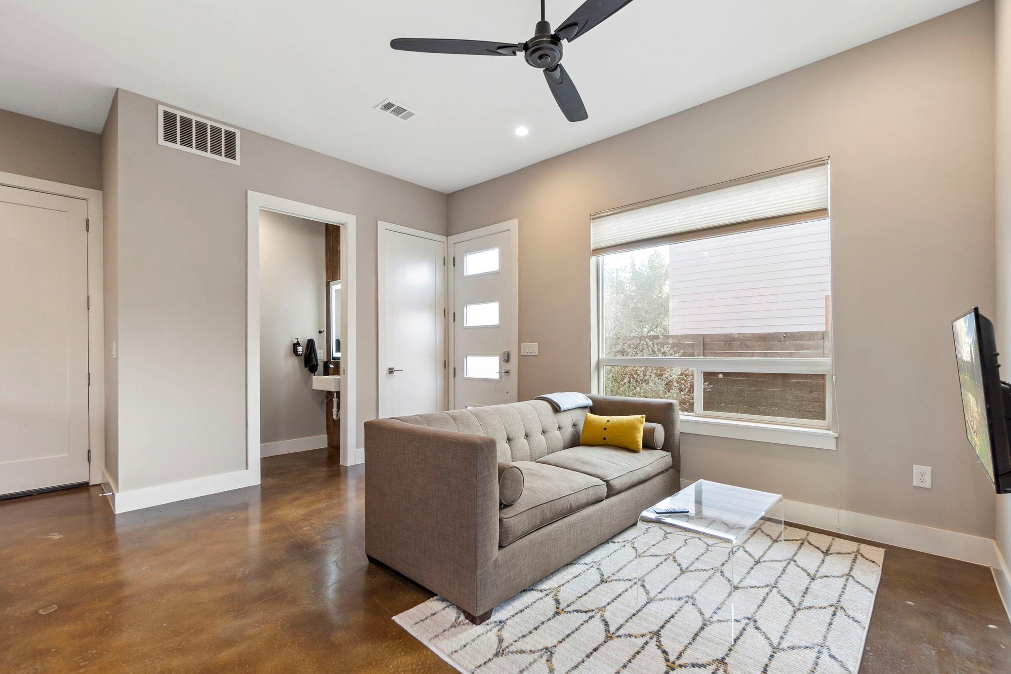 4706 Santa Anna St # 2, Austin, TX 78721