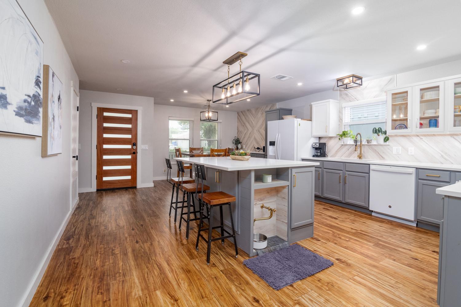 8216 Flaxen Dr, Austin, TX 78747