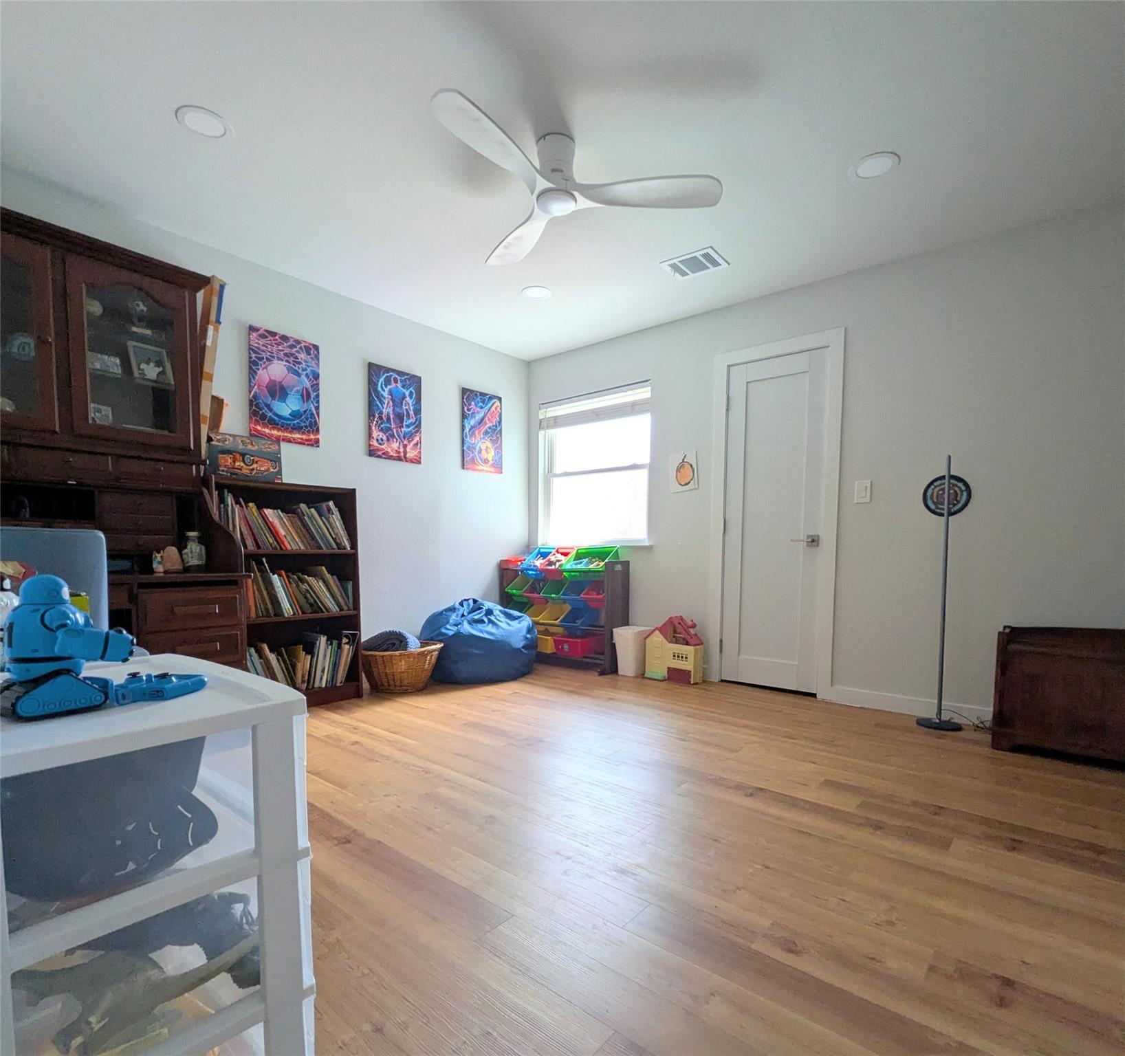 19110 Hornsby Ln, Spicewood, TX 78669