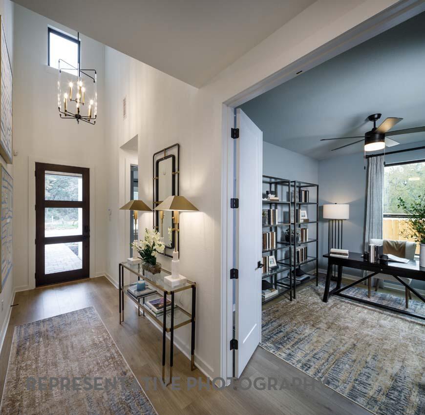 233 Rightfield Dr, Liberty Hill, TX 78642