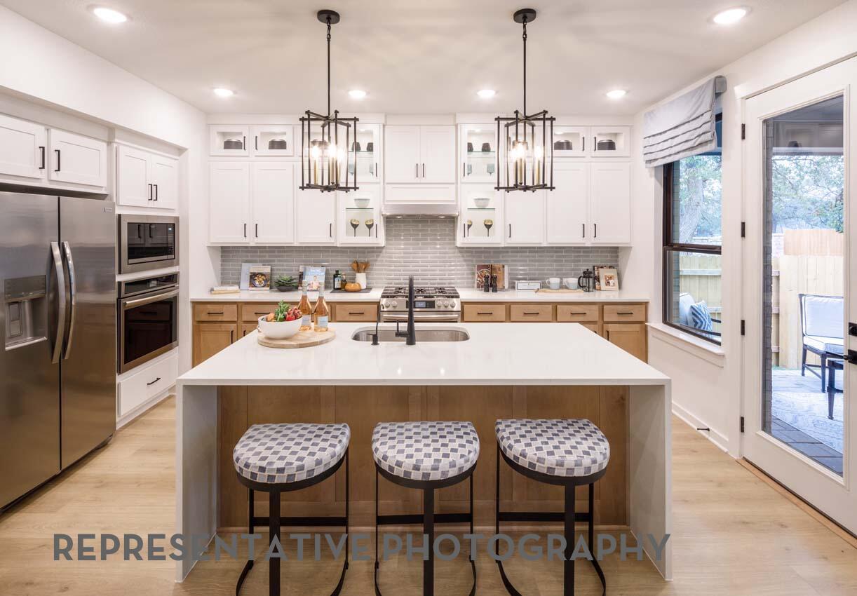 233 Rightfield Dr, Liberty Hill, TX 78642