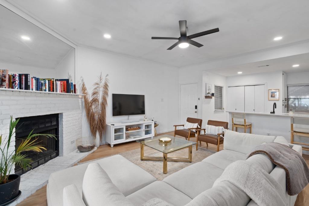 2508 W 12th St # 203, Austin, TX 78703