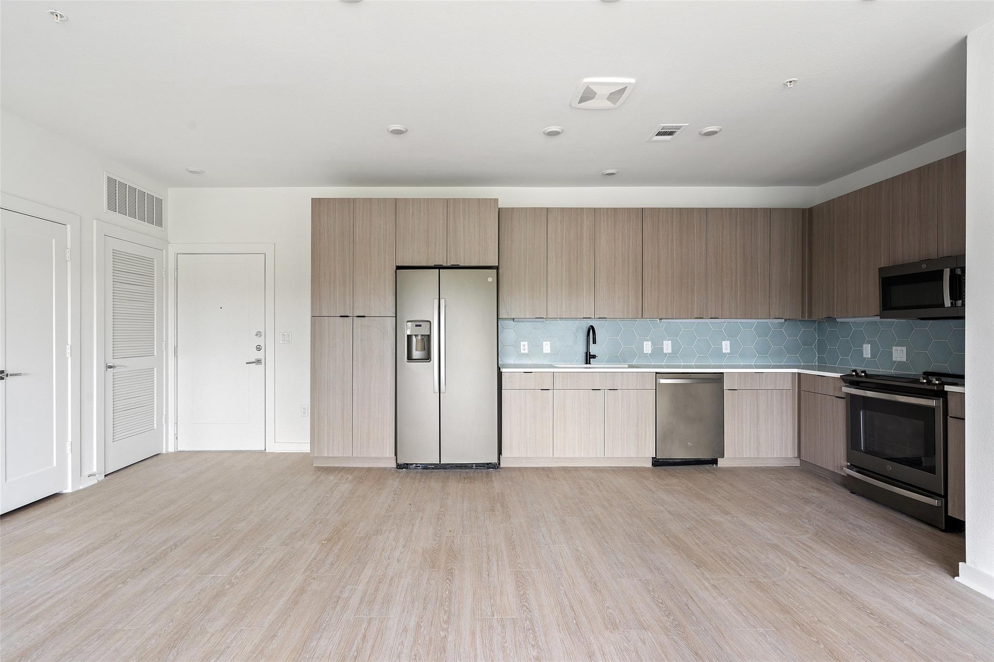 4802 S Congress Ave # 424, Austin, TX 78745