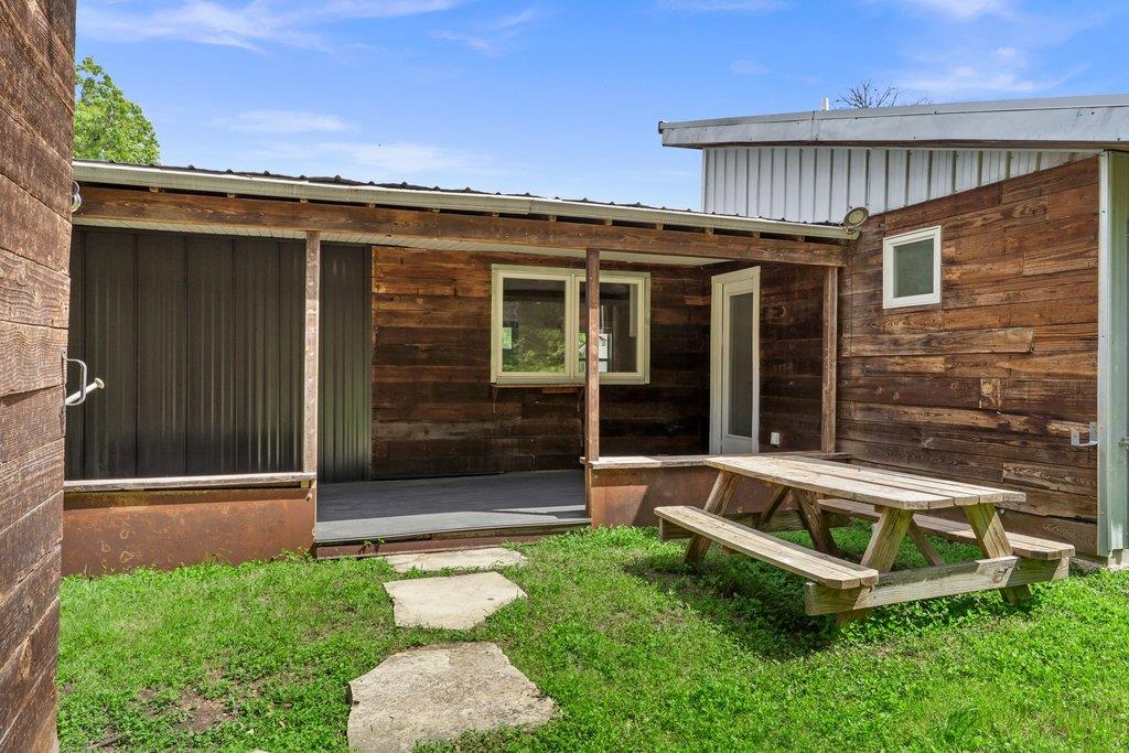 4305 Leslie Ave, Austin, TX 78721