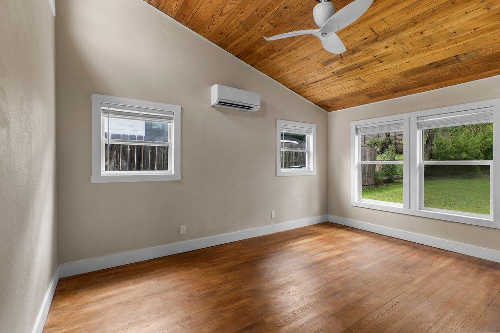 4305 Leslie Ave, Austin, TX 78721