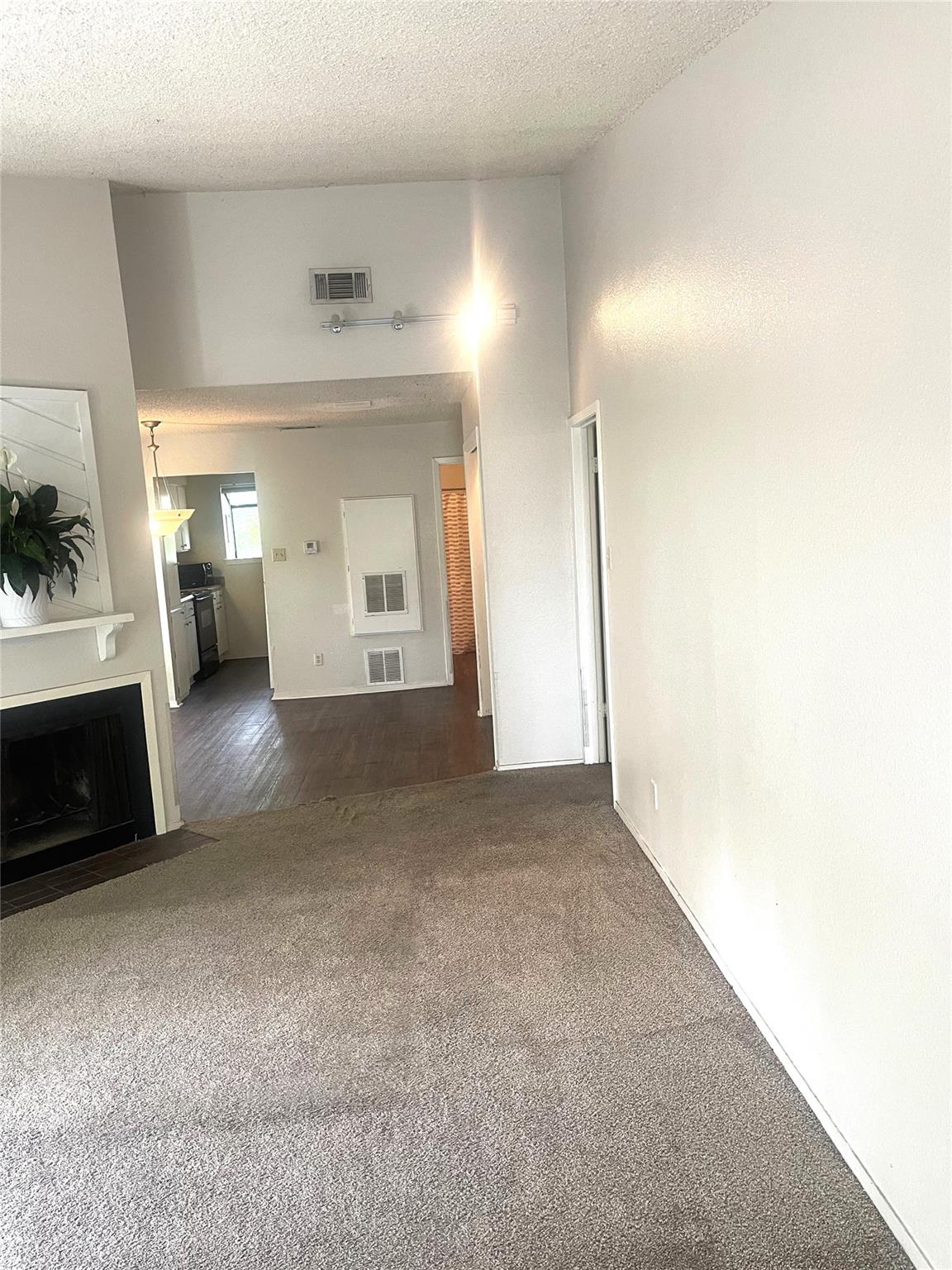 2005 West Loop # D-1, Austin, TX 78758