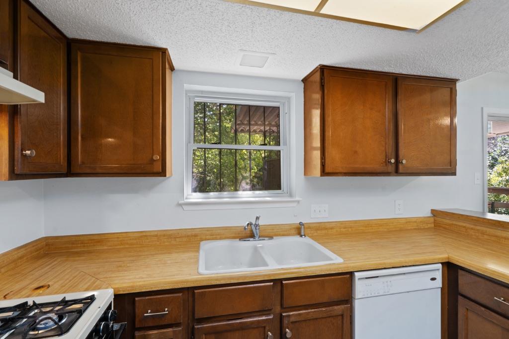 11809 Eubank Dr, Austin, TX 78758