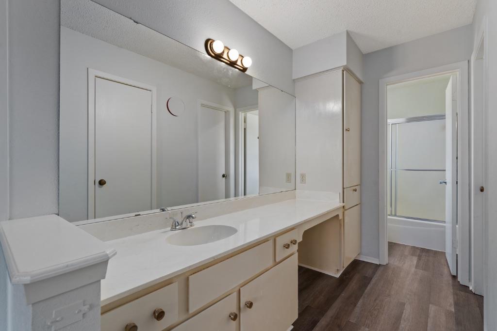 11809 Eubank Dr, Austin, TX 78758