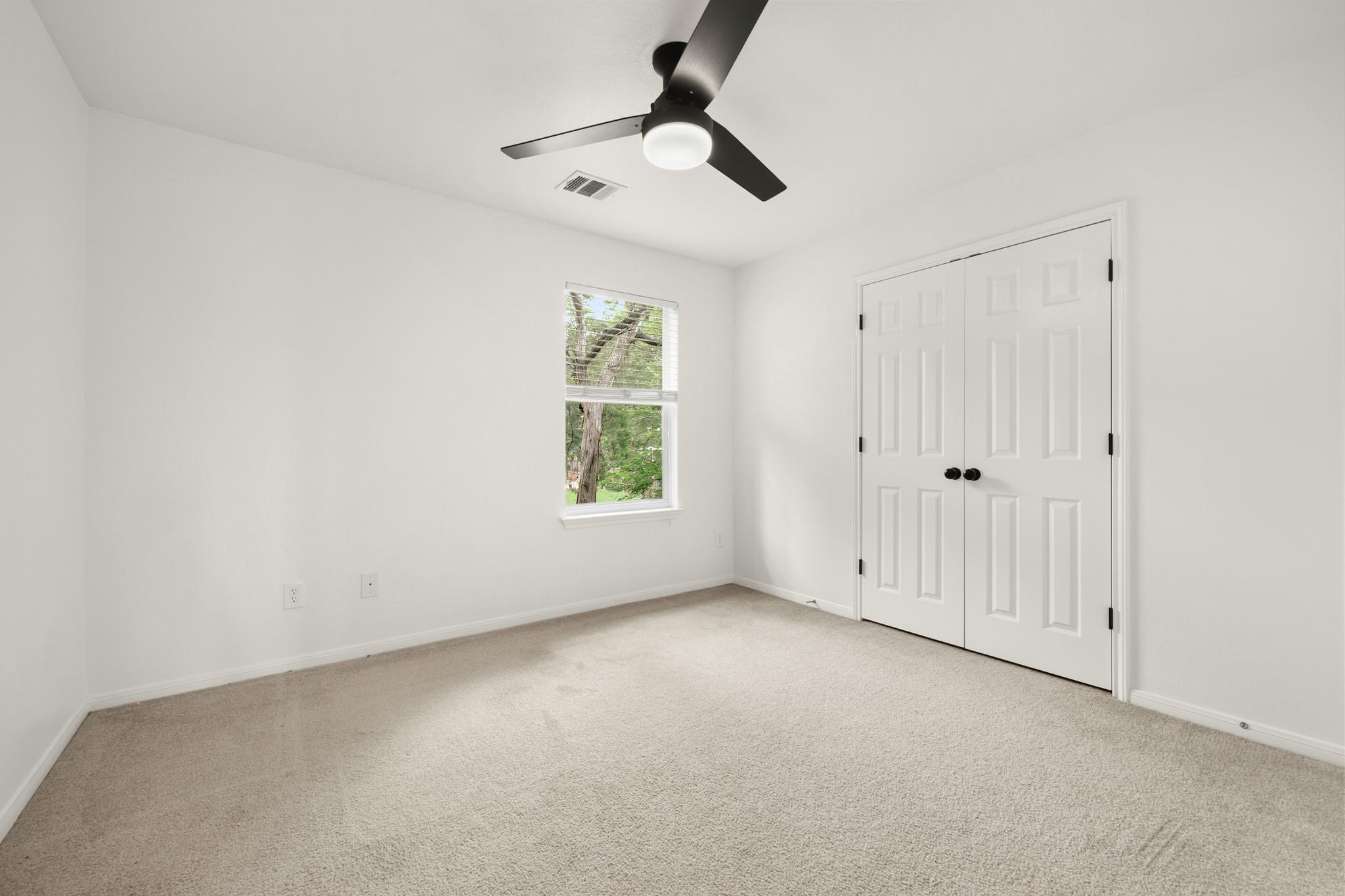 813 Kevin Taylor Dr, Austin, TX 78745