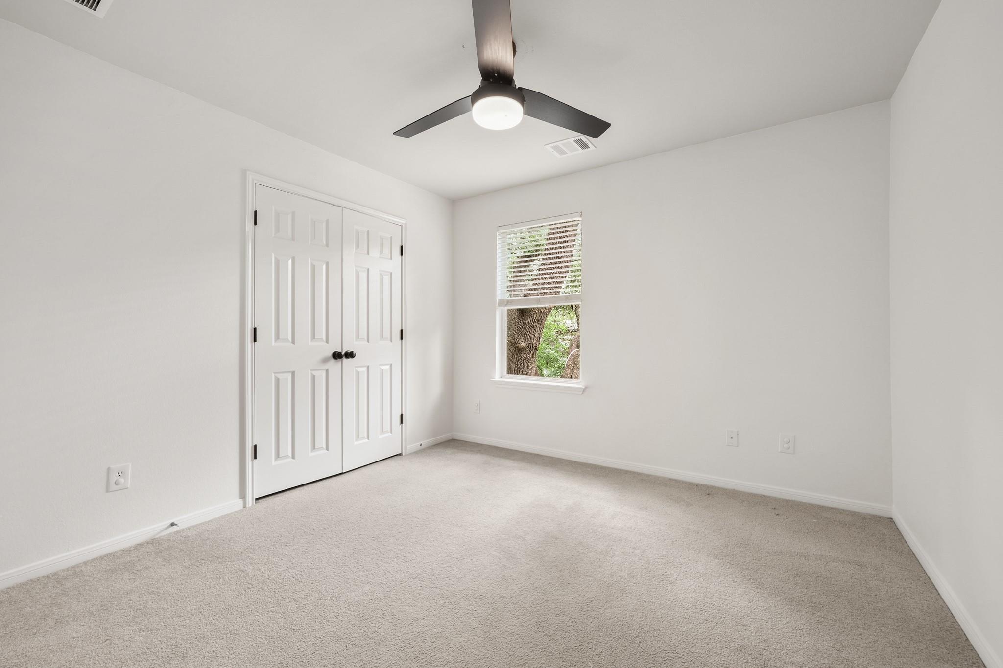 813 Kevin Taylor Dr, Austin, TX 78745
