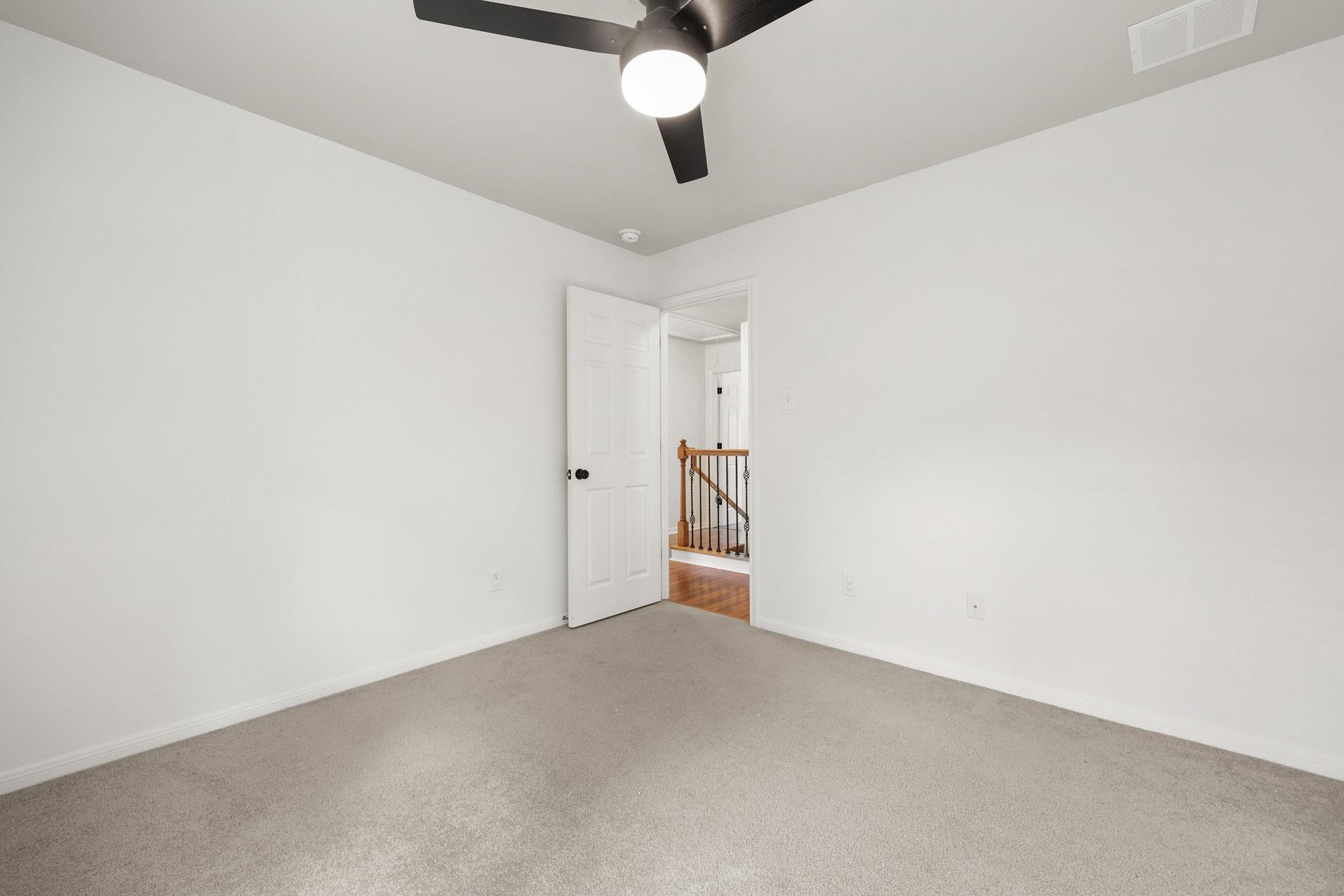 813 Kevin Taylor Dr, Austin, TX 78745