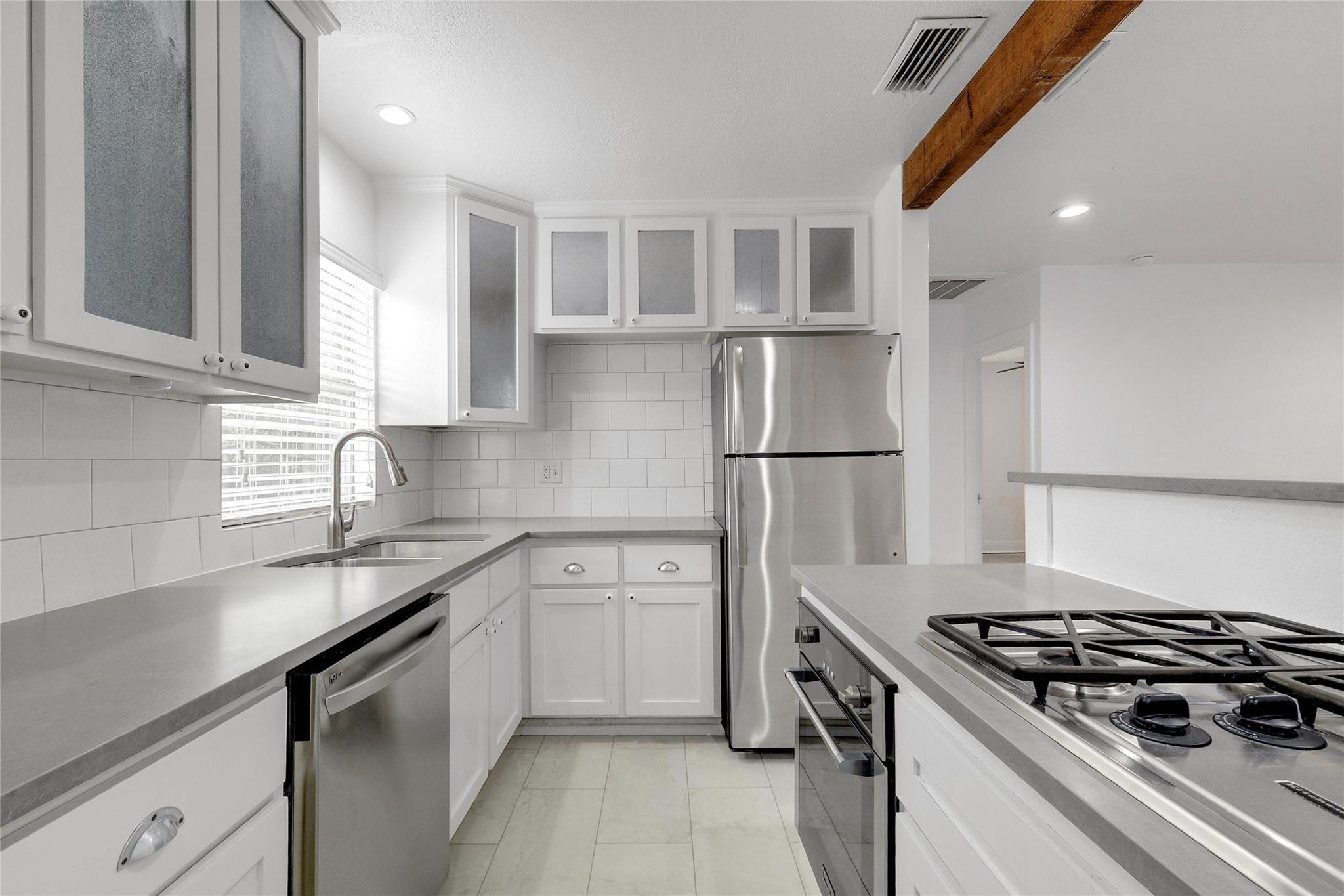 803 Johanna St W # B, Austin, TX 78704