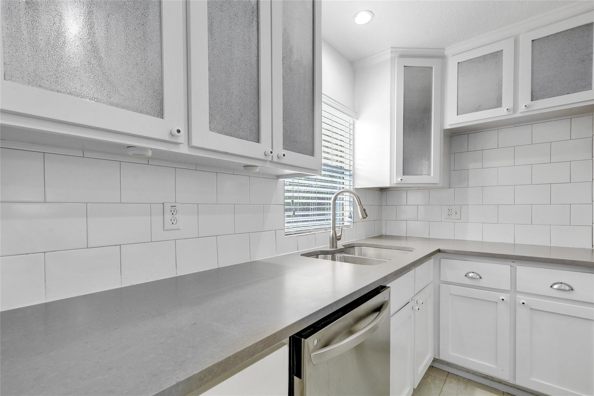 803 Johanna St W # B, Austin, TX 78704