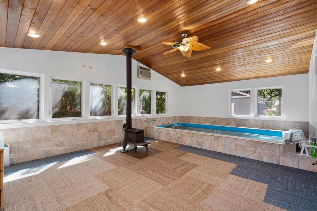 1212 Bentwood Rd, Austin, TX 78722