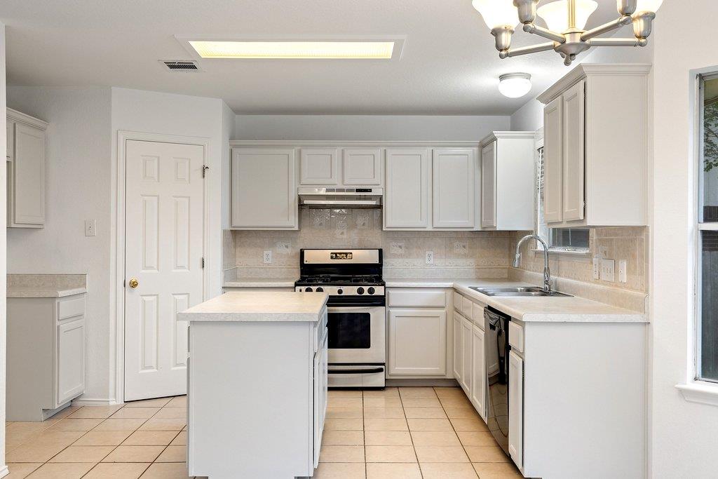 4416 Campo Verde Dr, Austin, TX 78749
