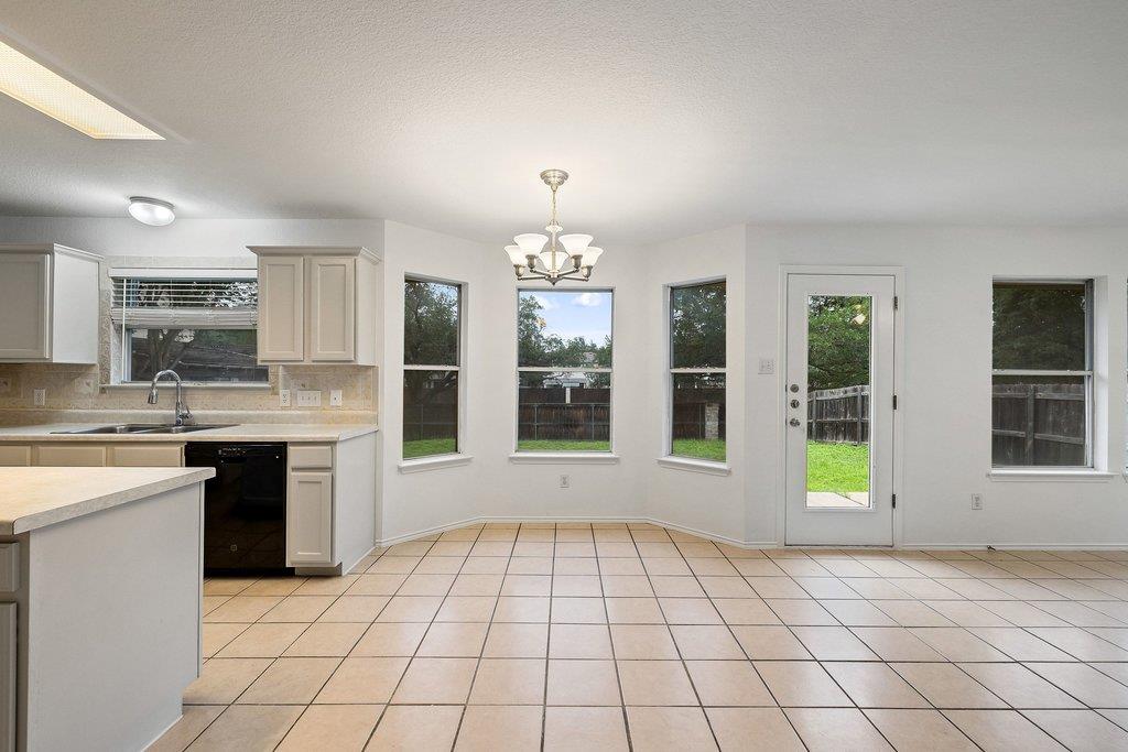 4416 Campo Verde Dr, Austin, TX 78749